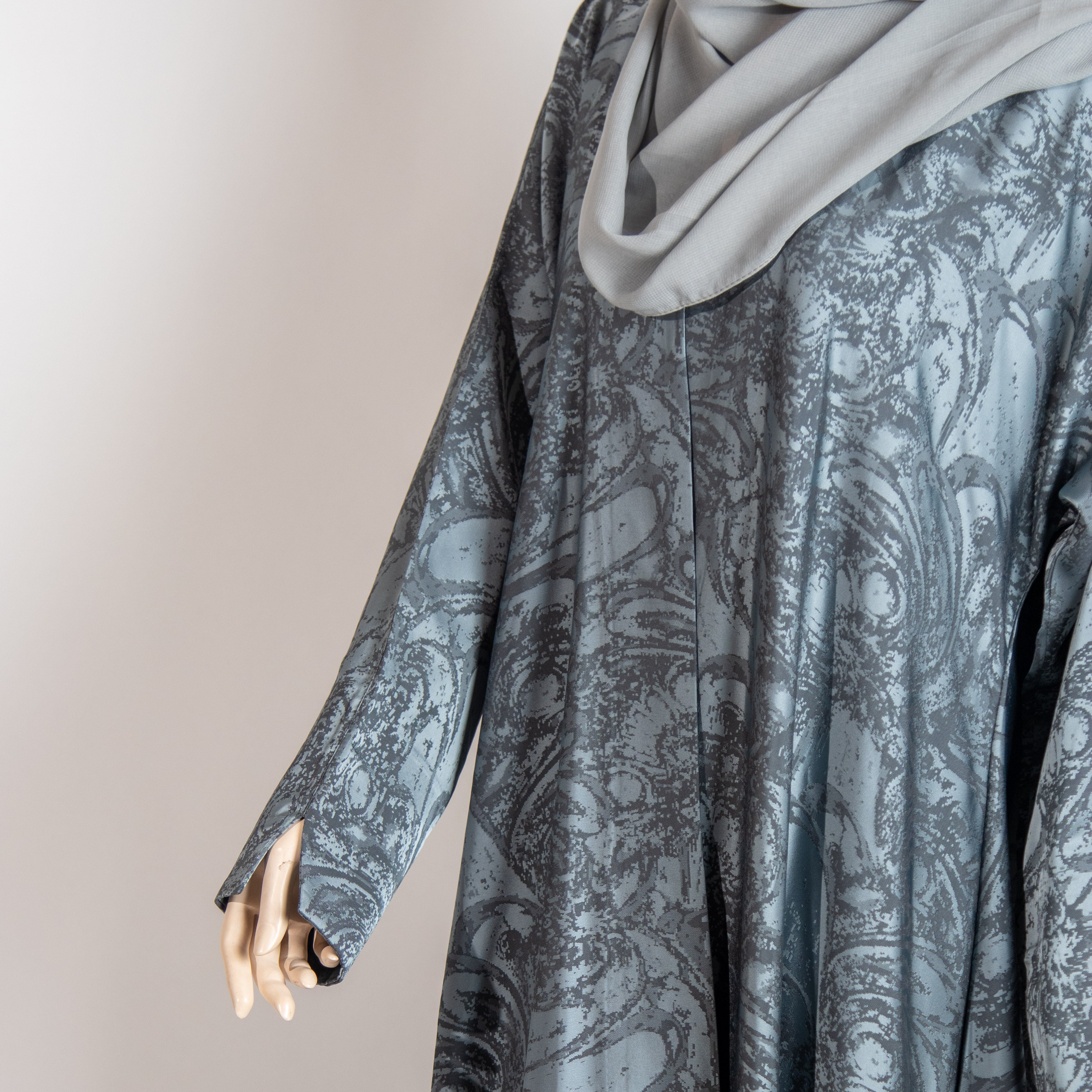 عباية و شيله تركوازي