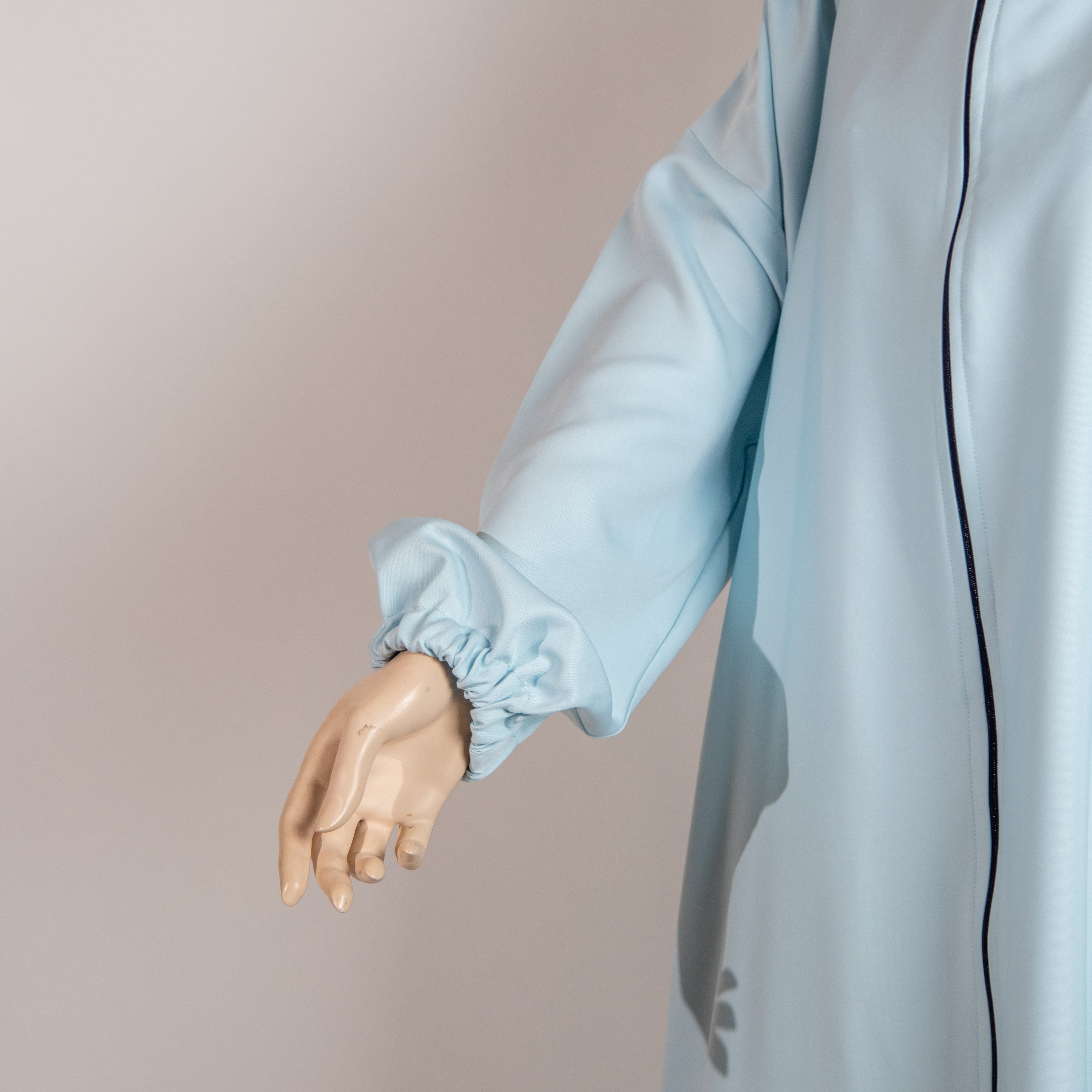 عباية سماوي