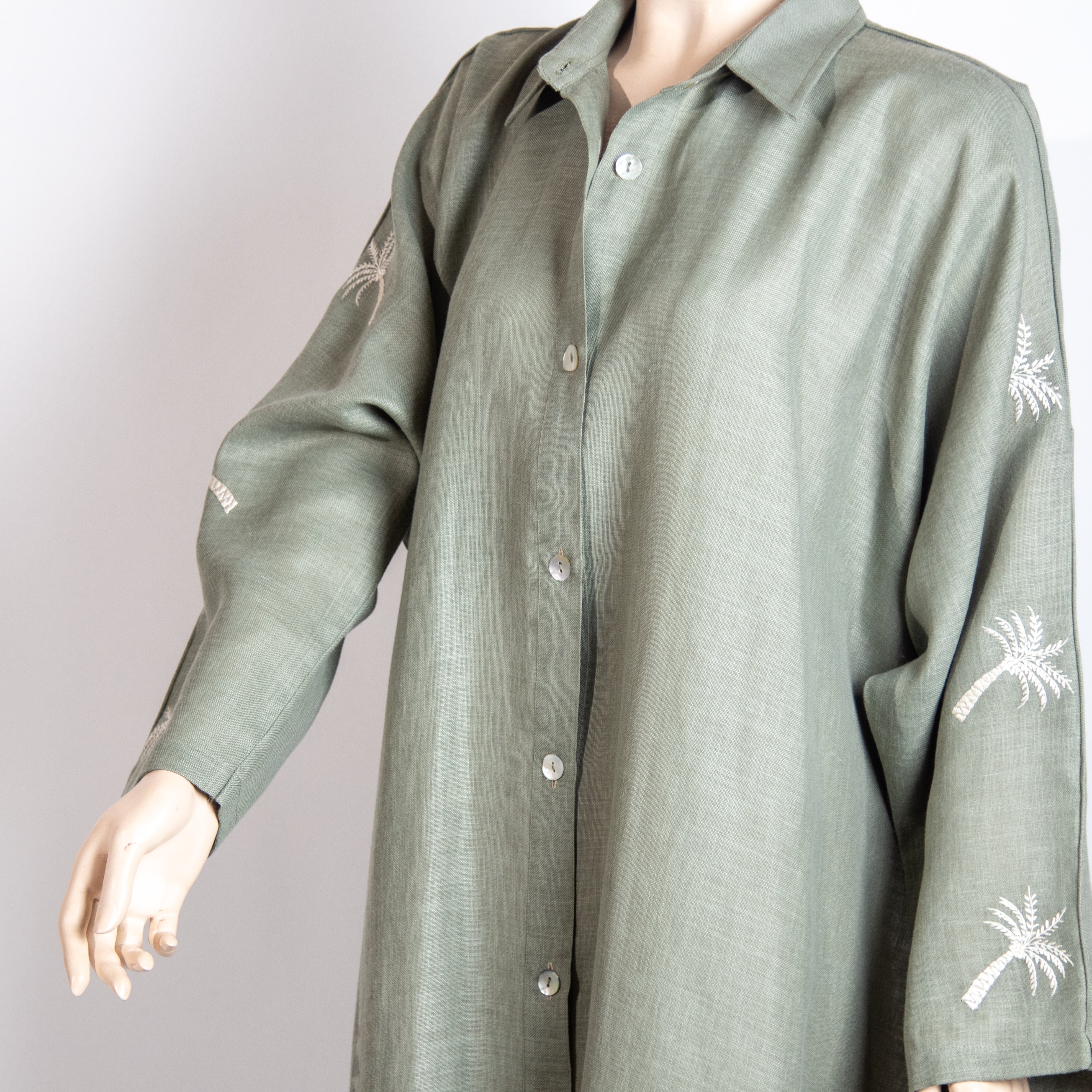 قميص طويل بلون الماتشا