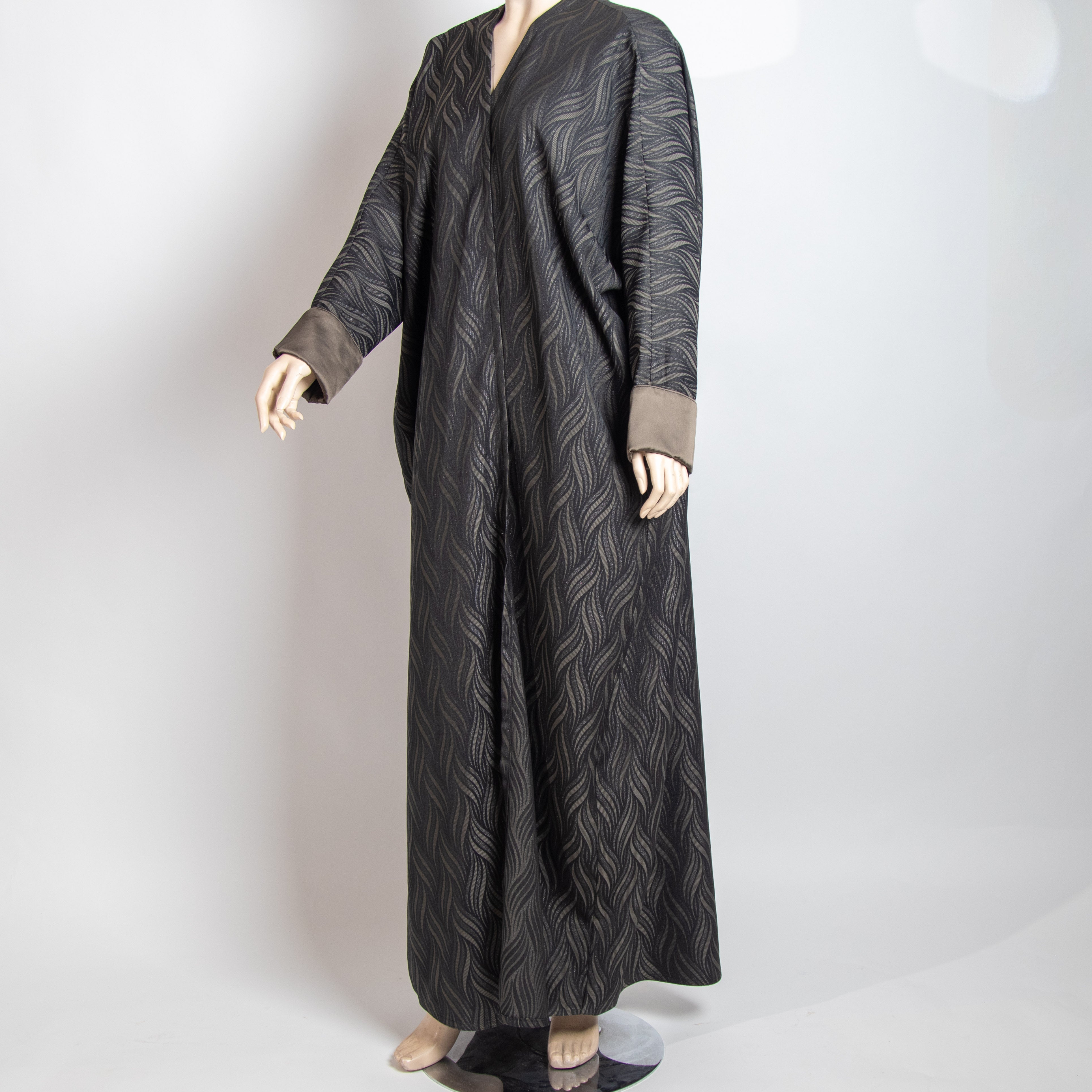 عباية بقصة البشت