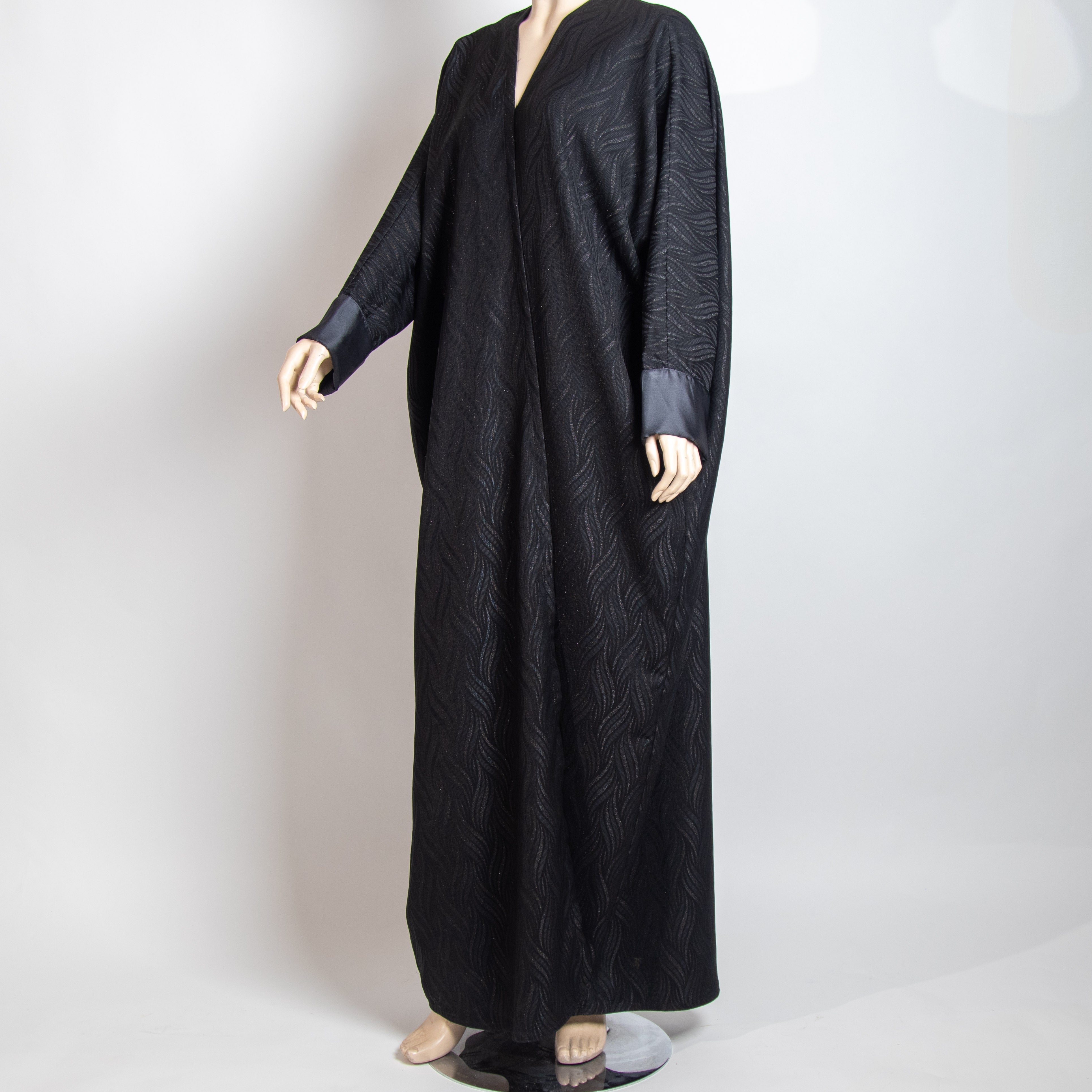 عباية بقصة البشت