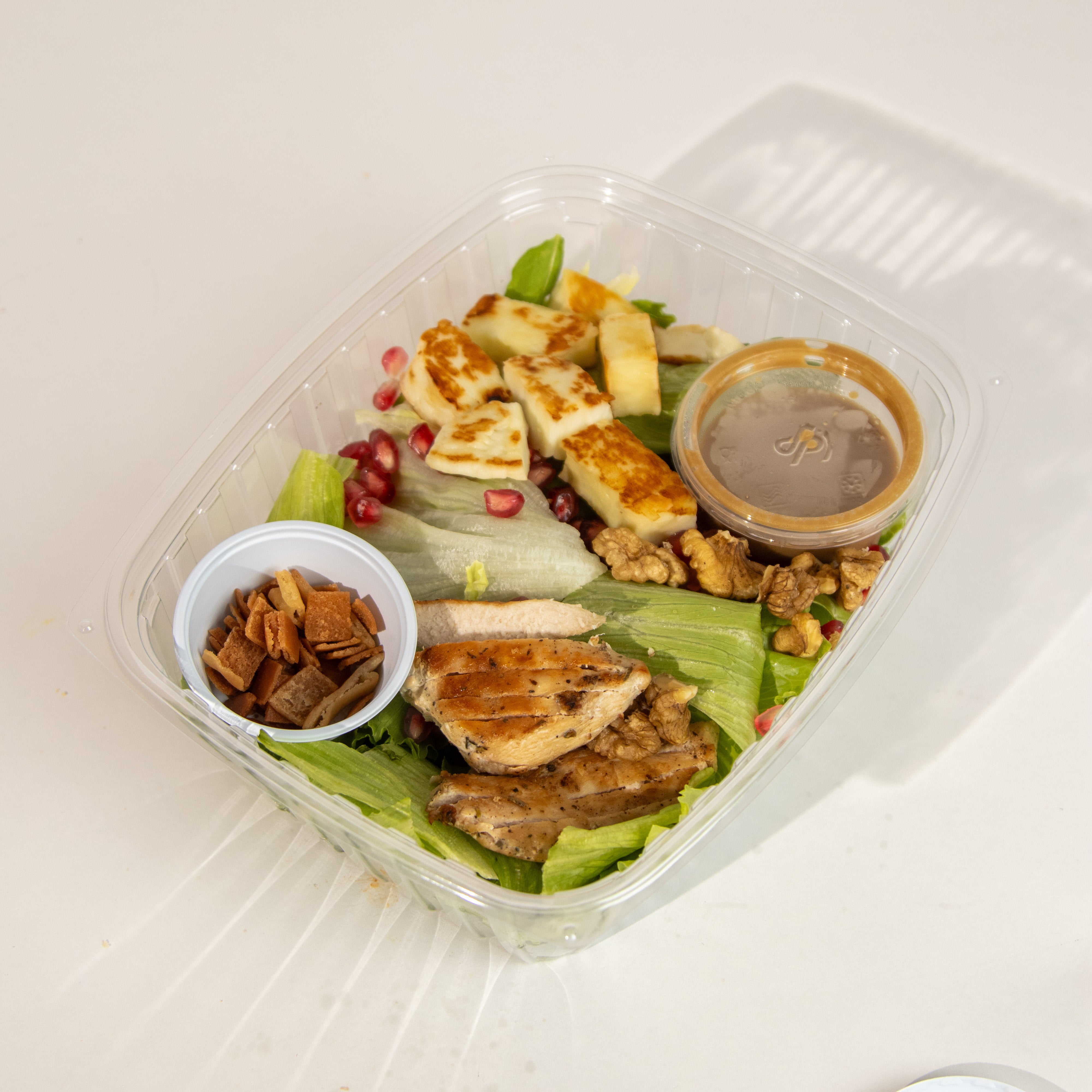 سلطة الحلوم المشوي و الدجاج