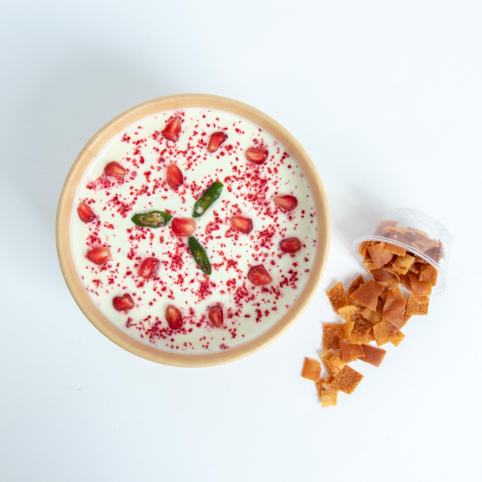 فتة ورق عنب  بالصلصة البيضة