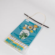 تعليق تركوازي بتصميم مزهرية