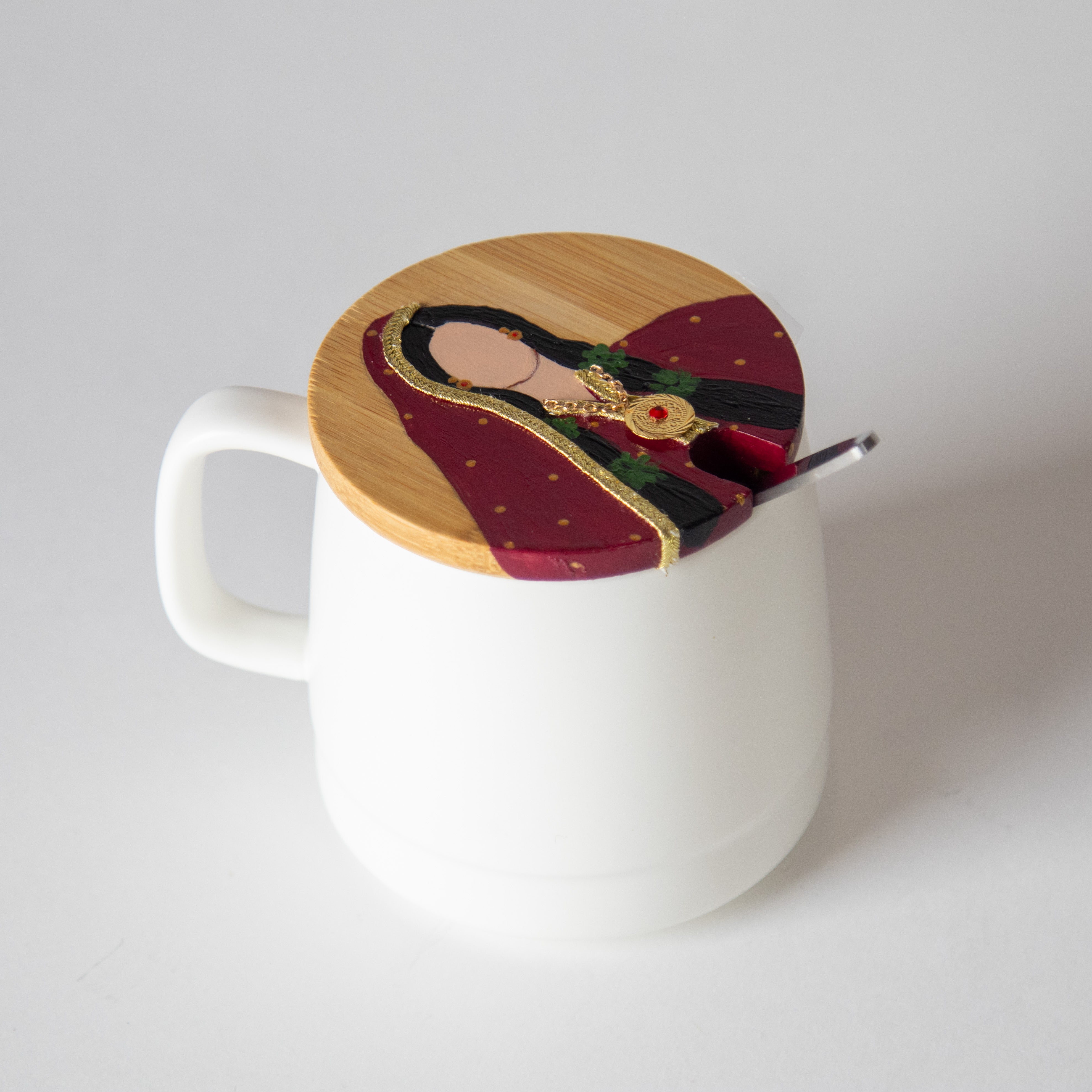 أكواب شاي بالرسم التراثي