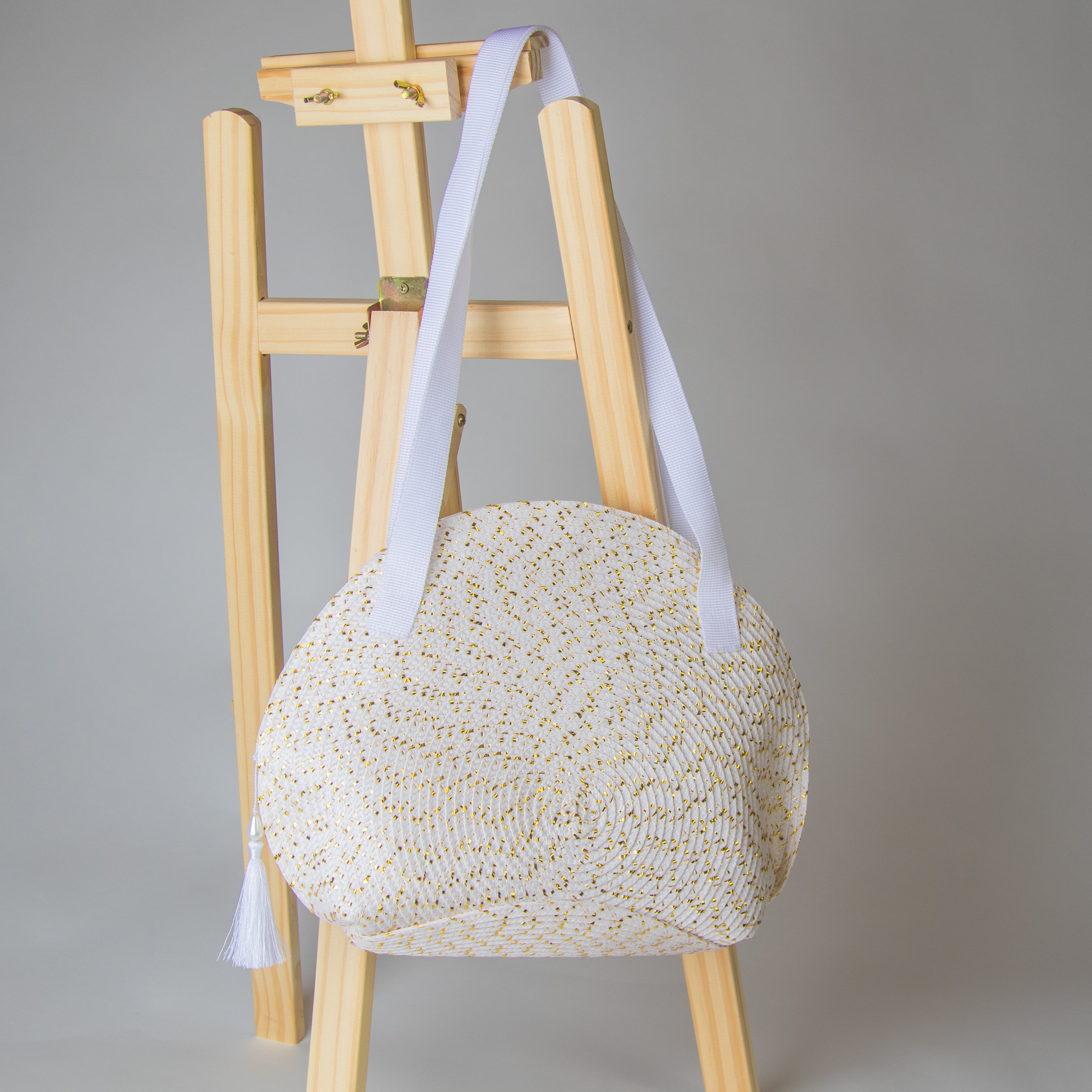 حقيبة يد كبيرة