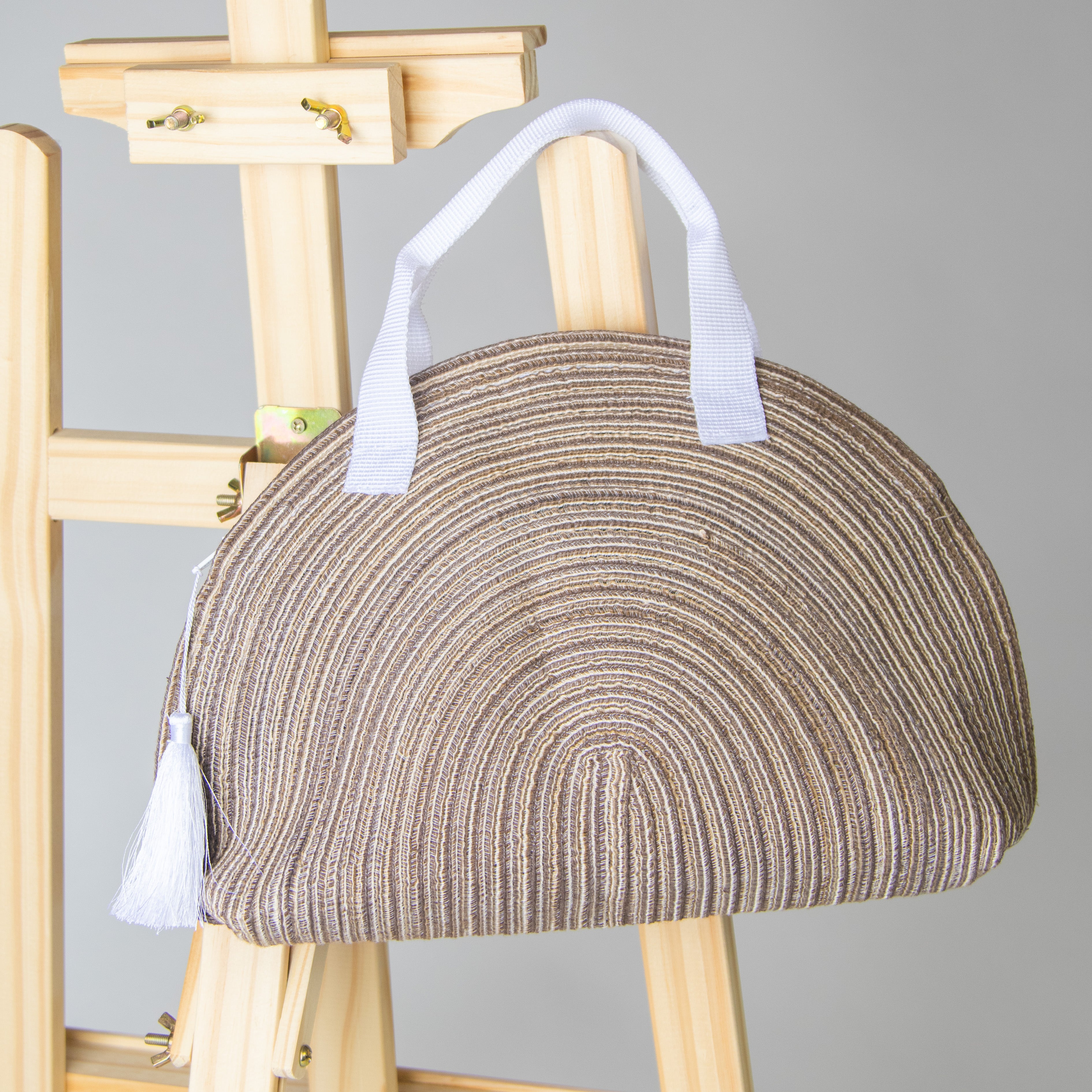 حقيبة يد متوسطة