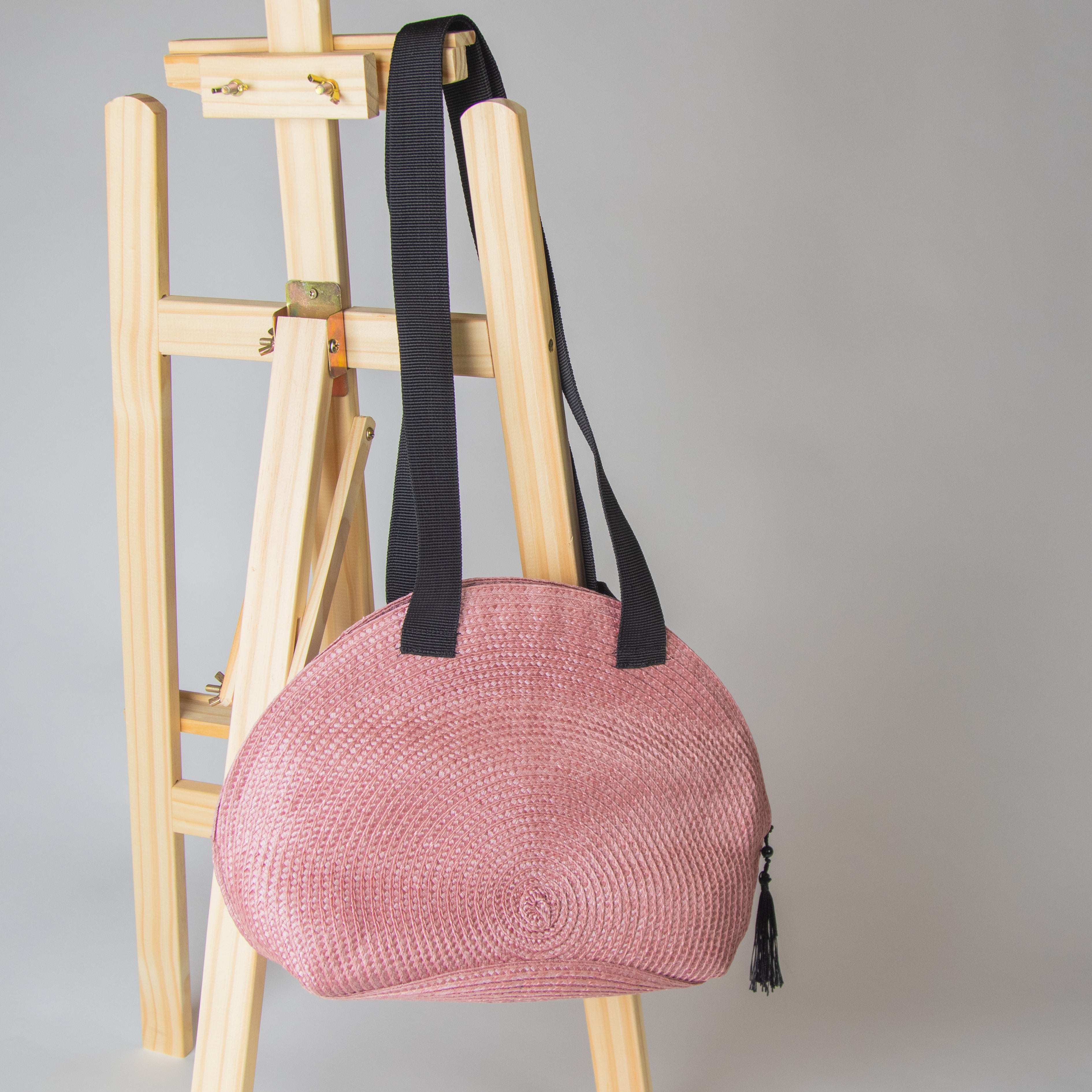 حقيبة يد كبيرة