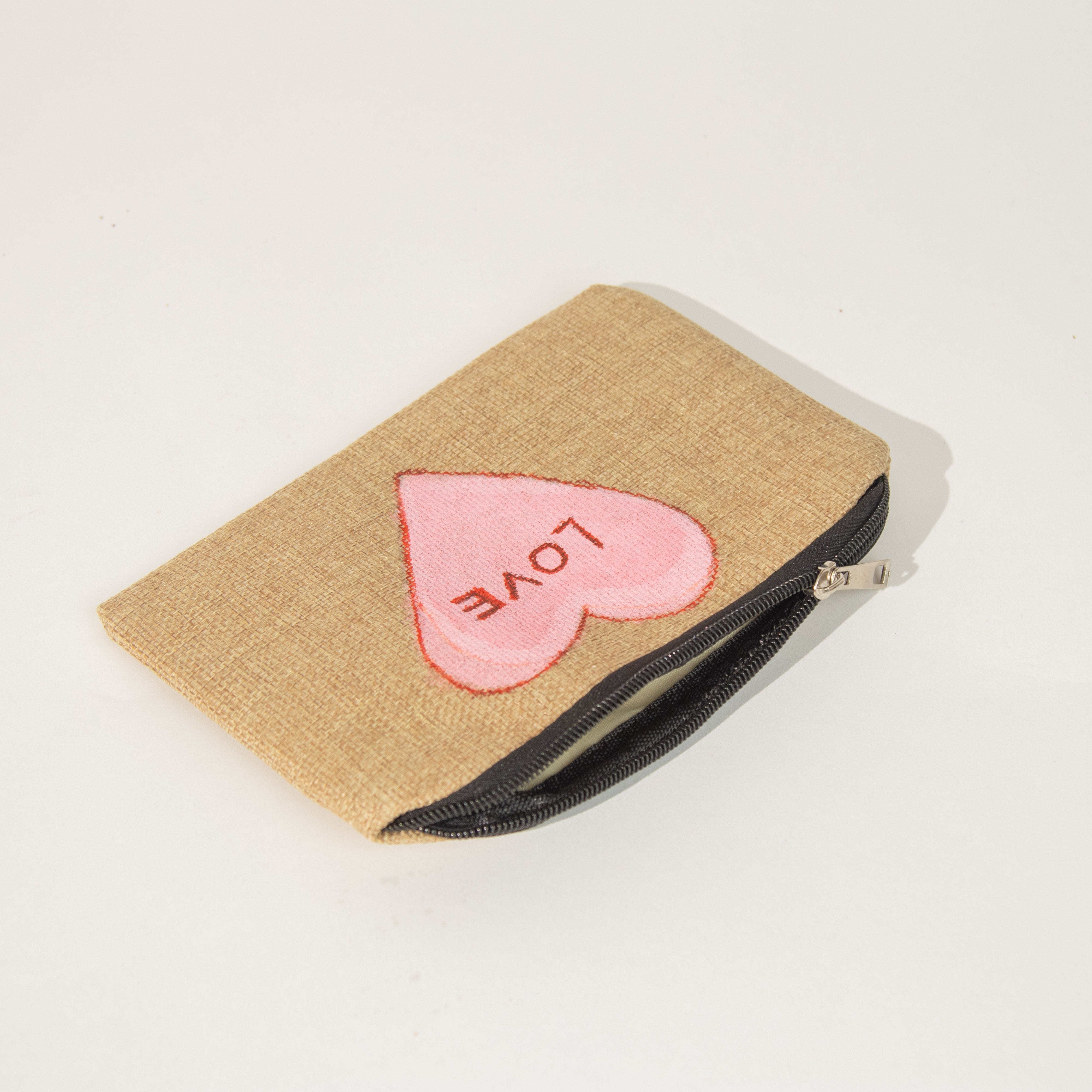 محفظة متعددة الاستعمالات