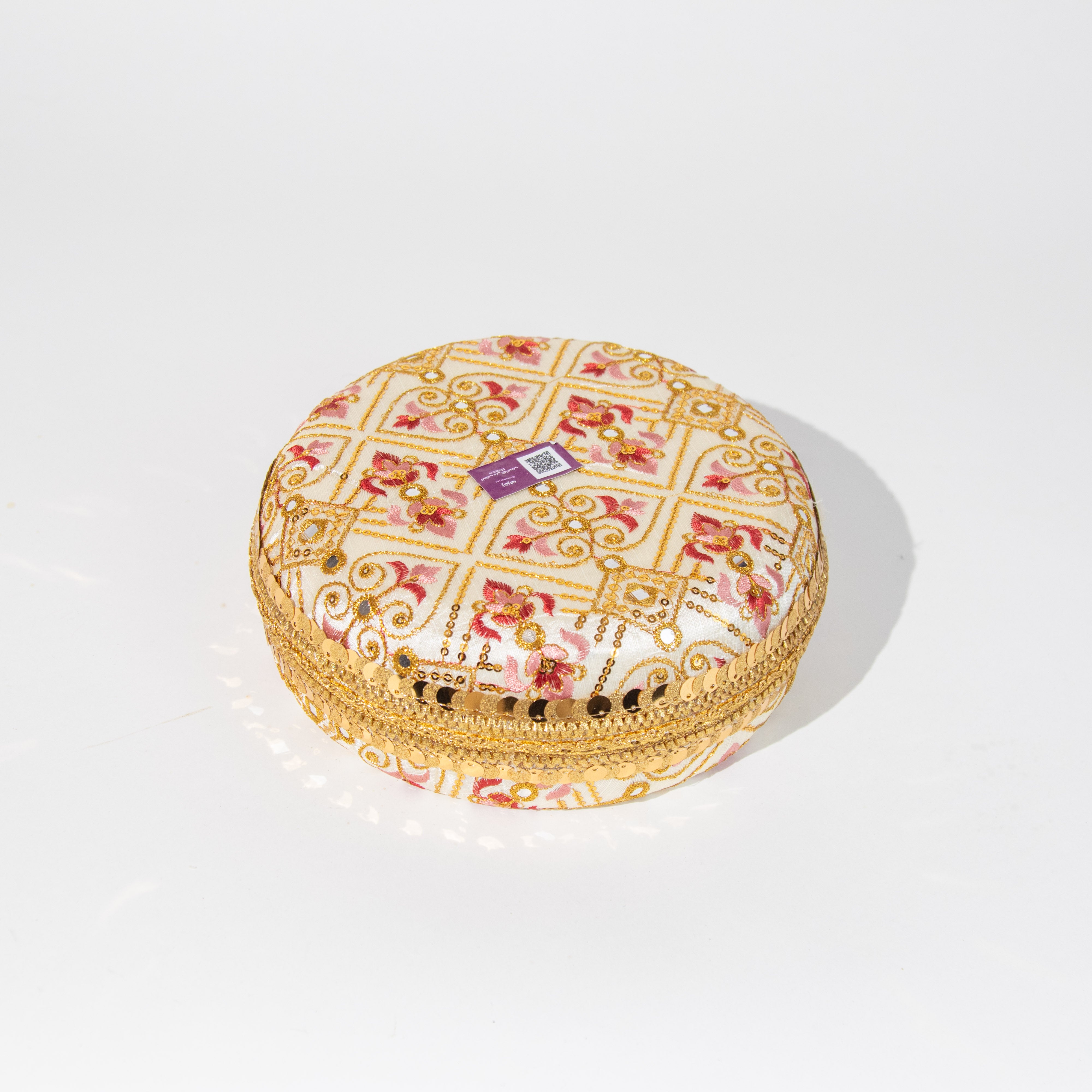 ملة متوسطة مع غطاء