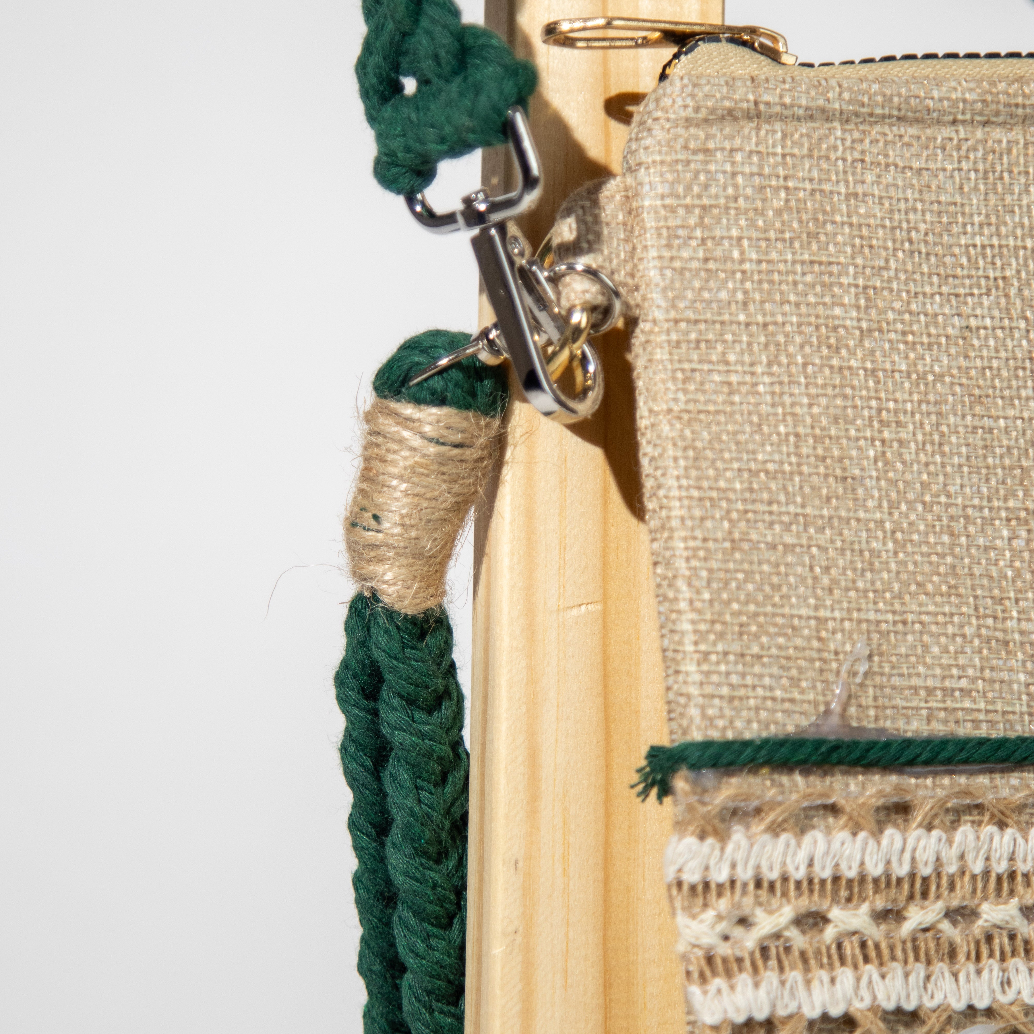 شنطة خيش بذراع مكرمية رفيع