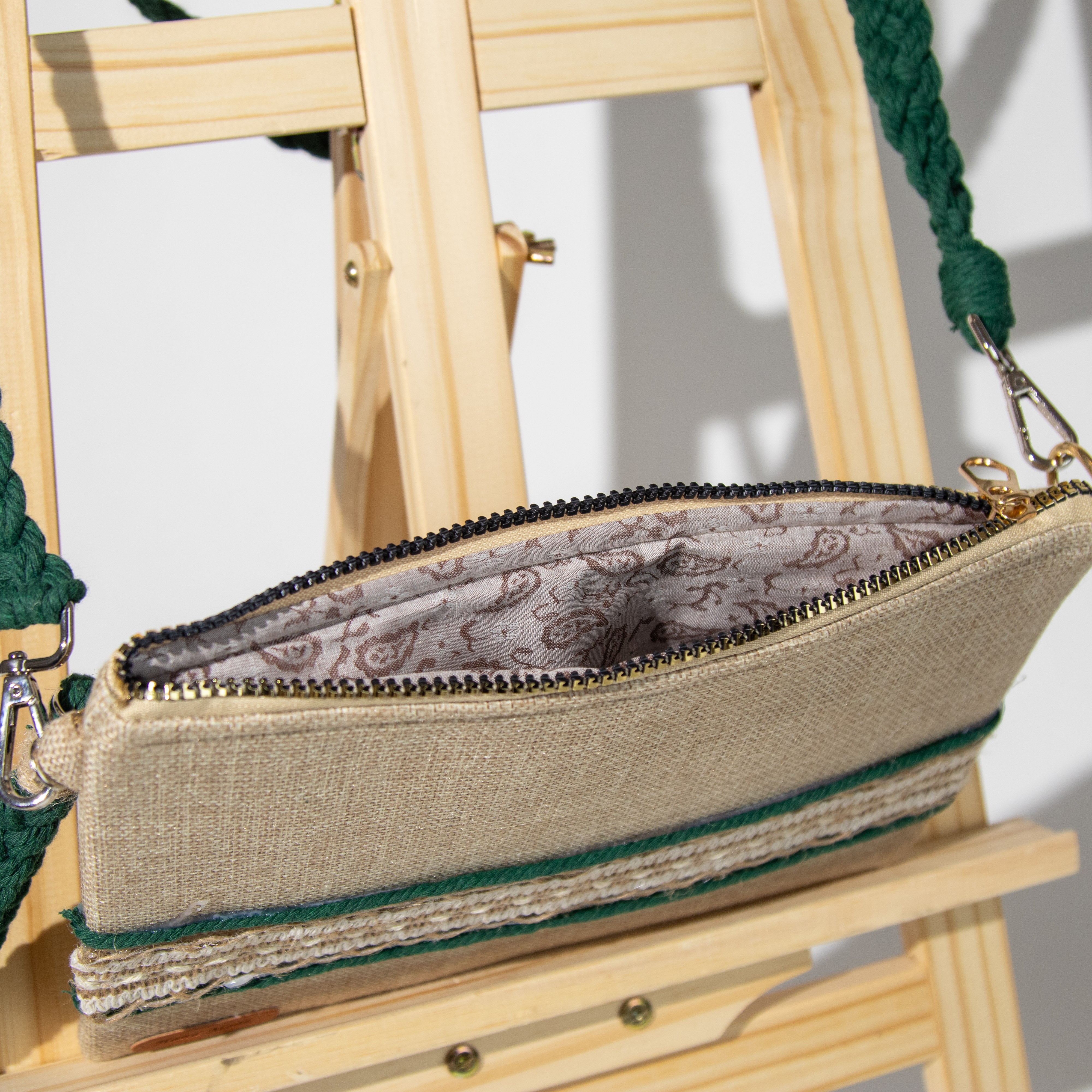 شنطة خيش بذراع مكرمية رفيع