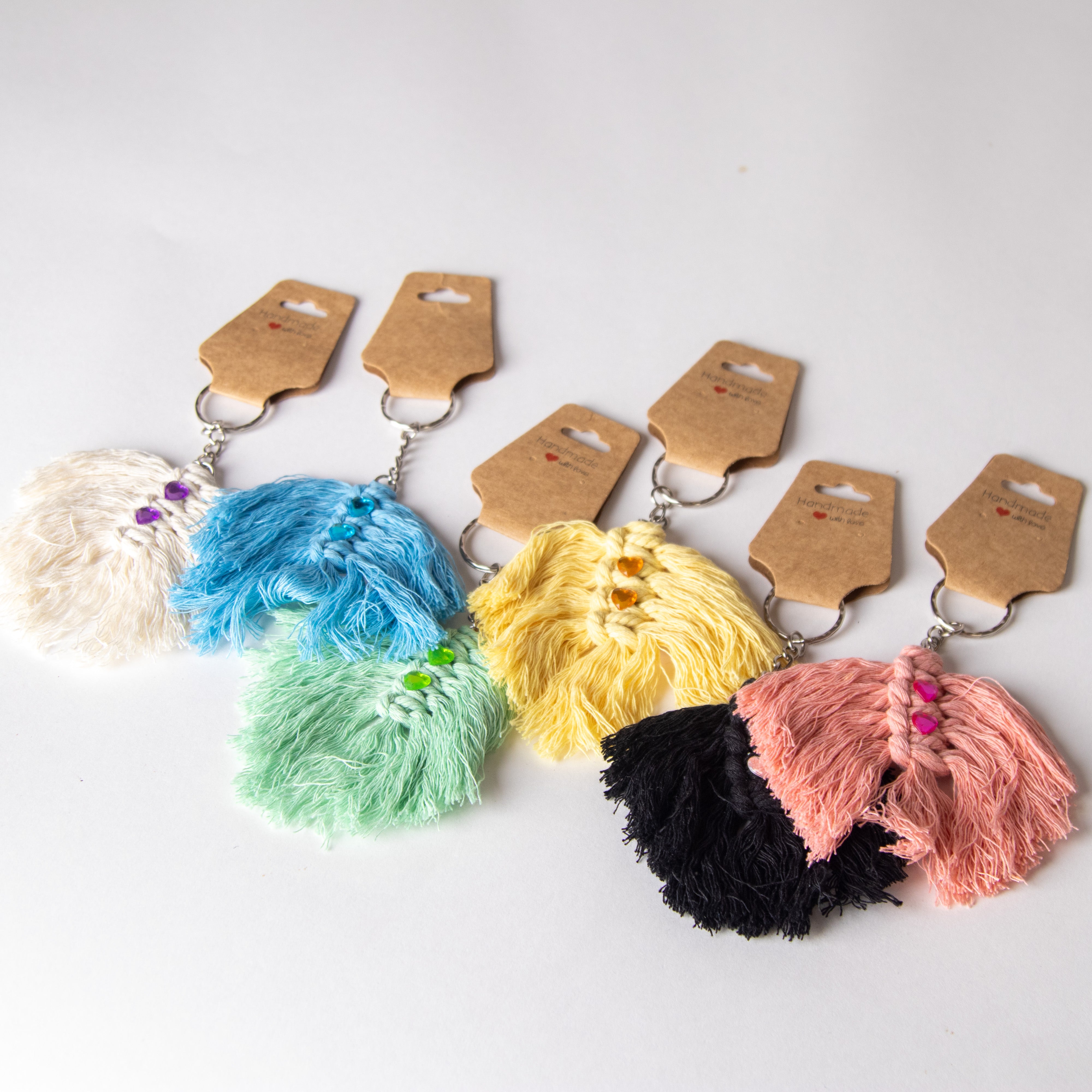 ميدالية نسيج الريش