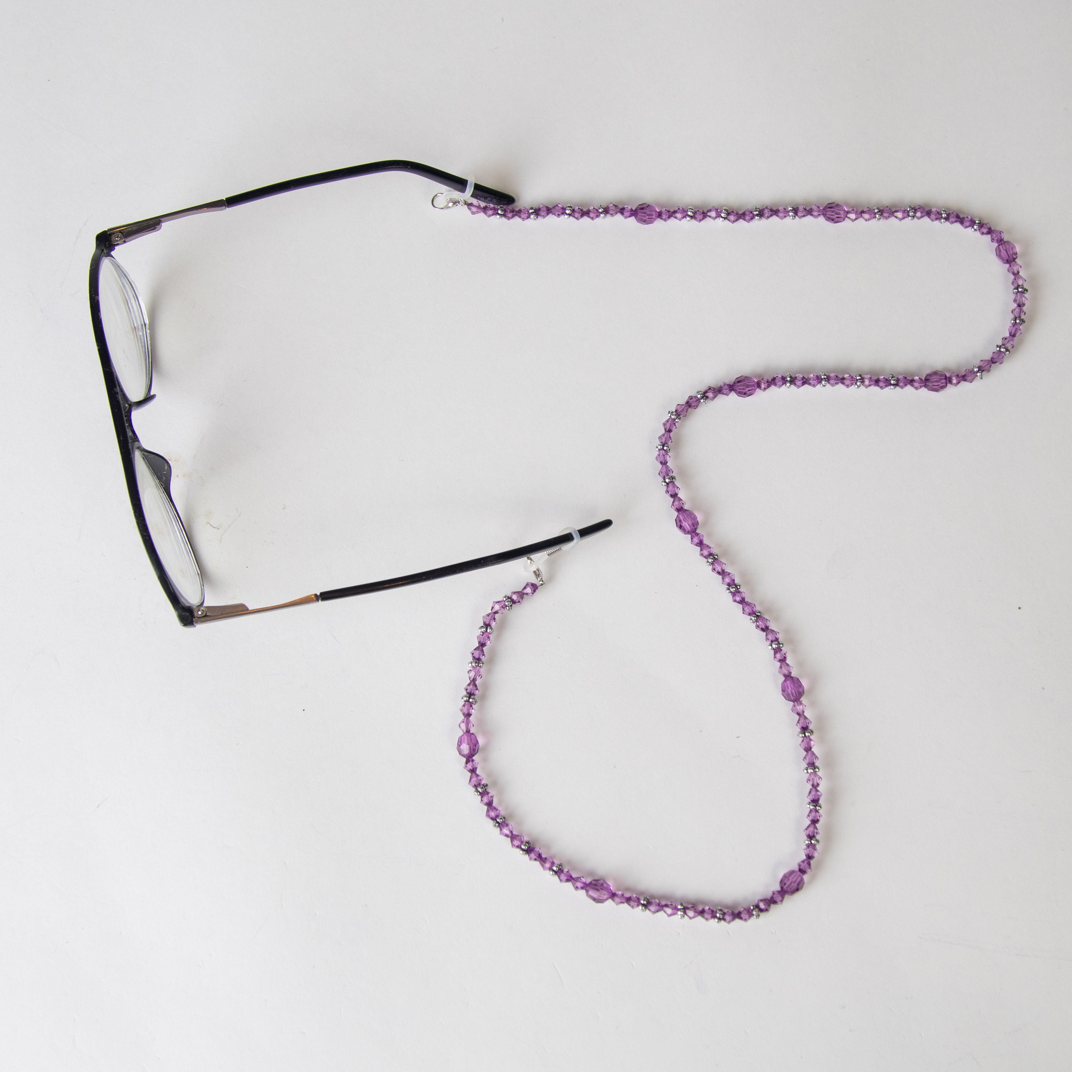 تعليقة نظارة