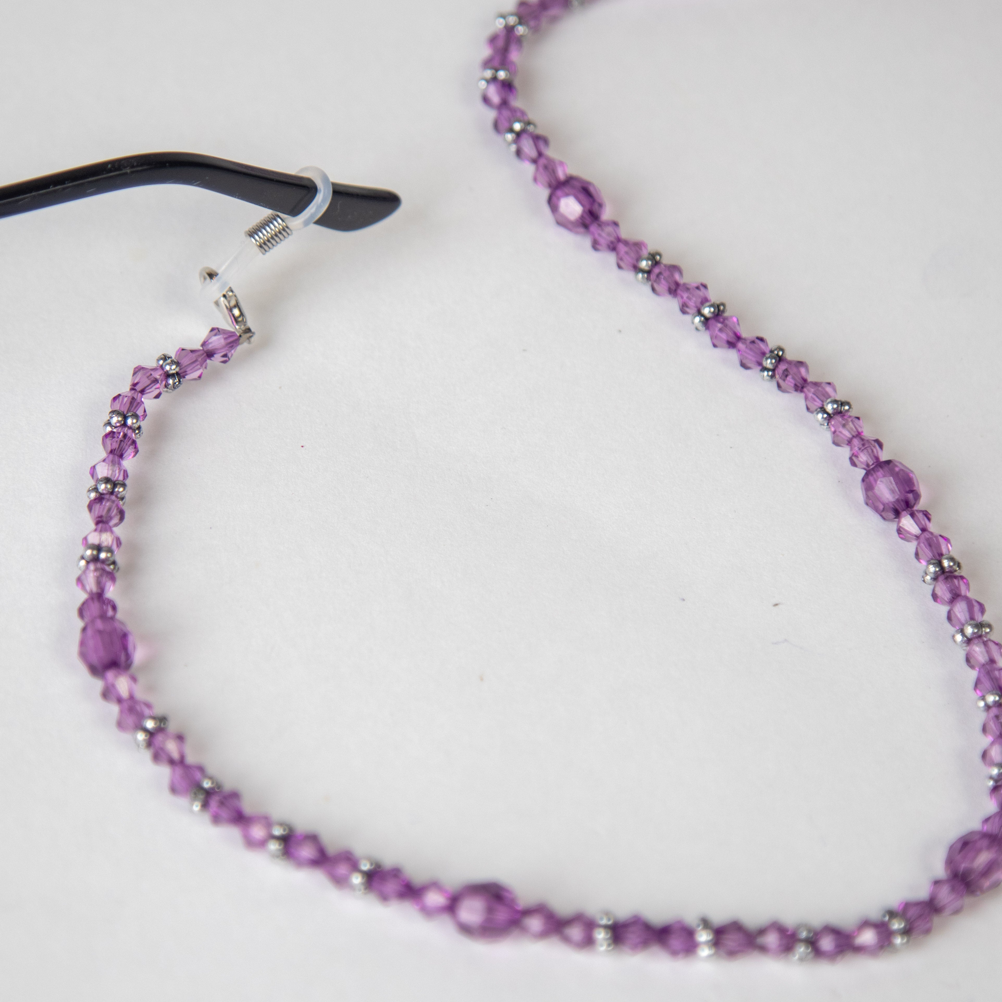 تعليقة نظارة