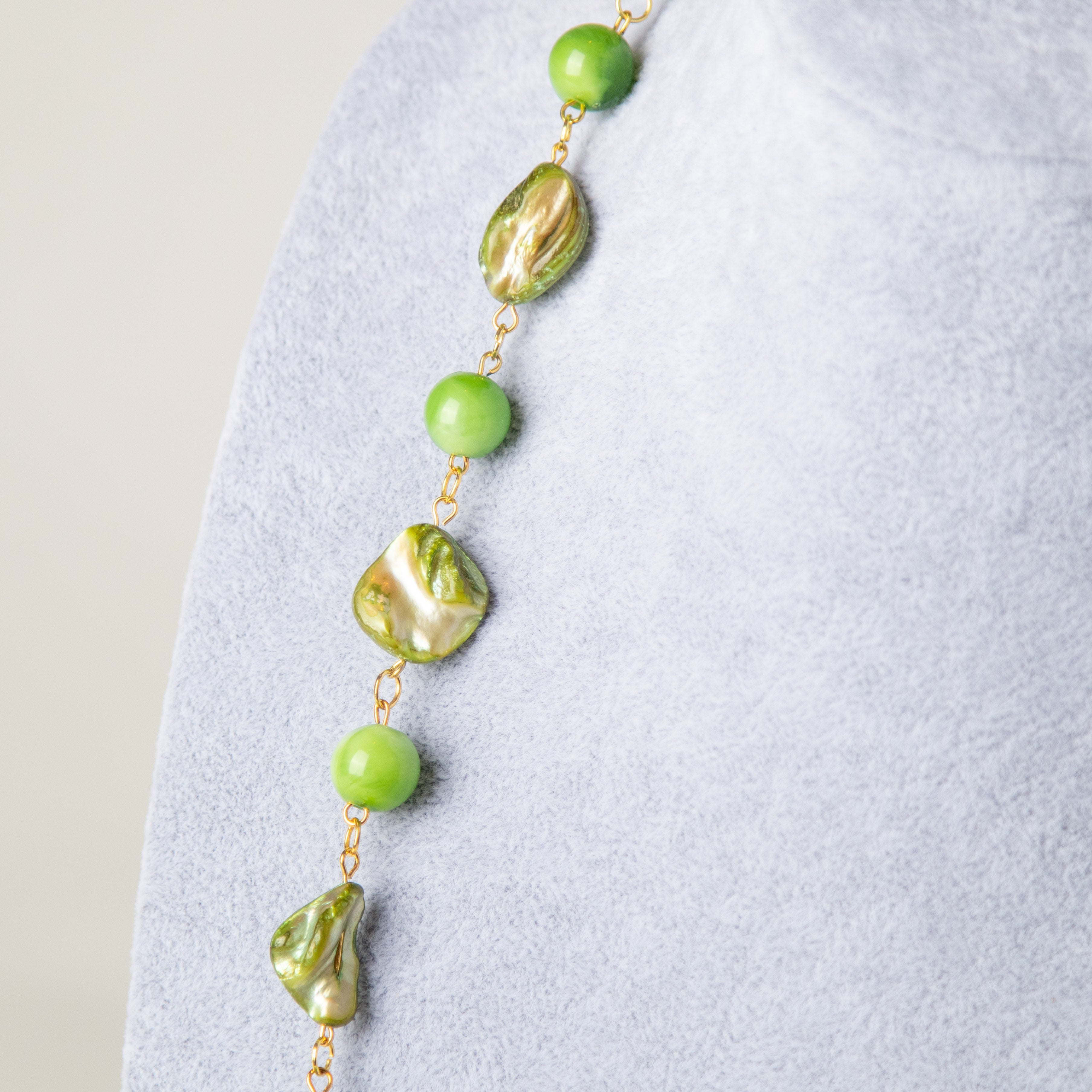 طقم حجر صدفي بحري