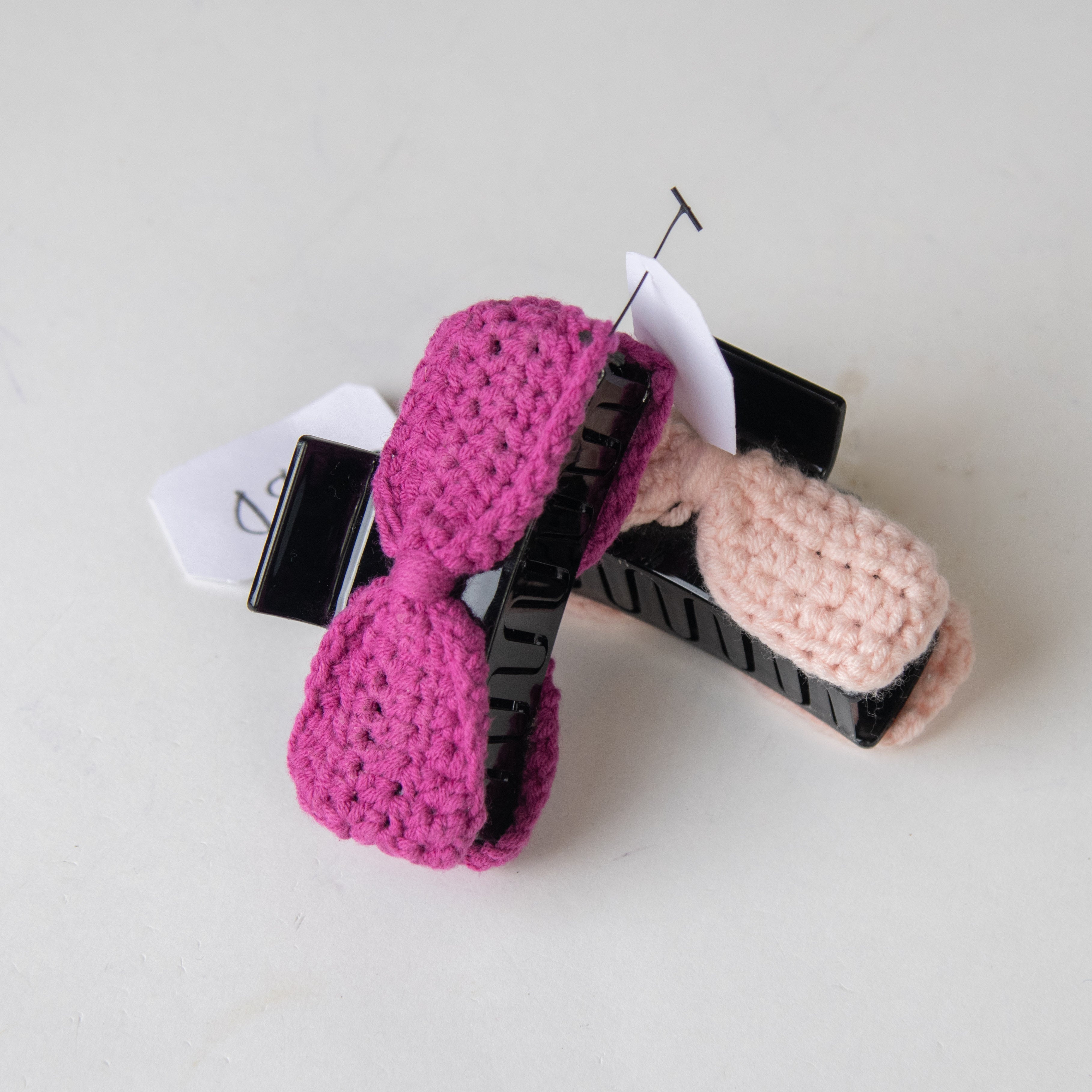 ريشة شعر فيونكة