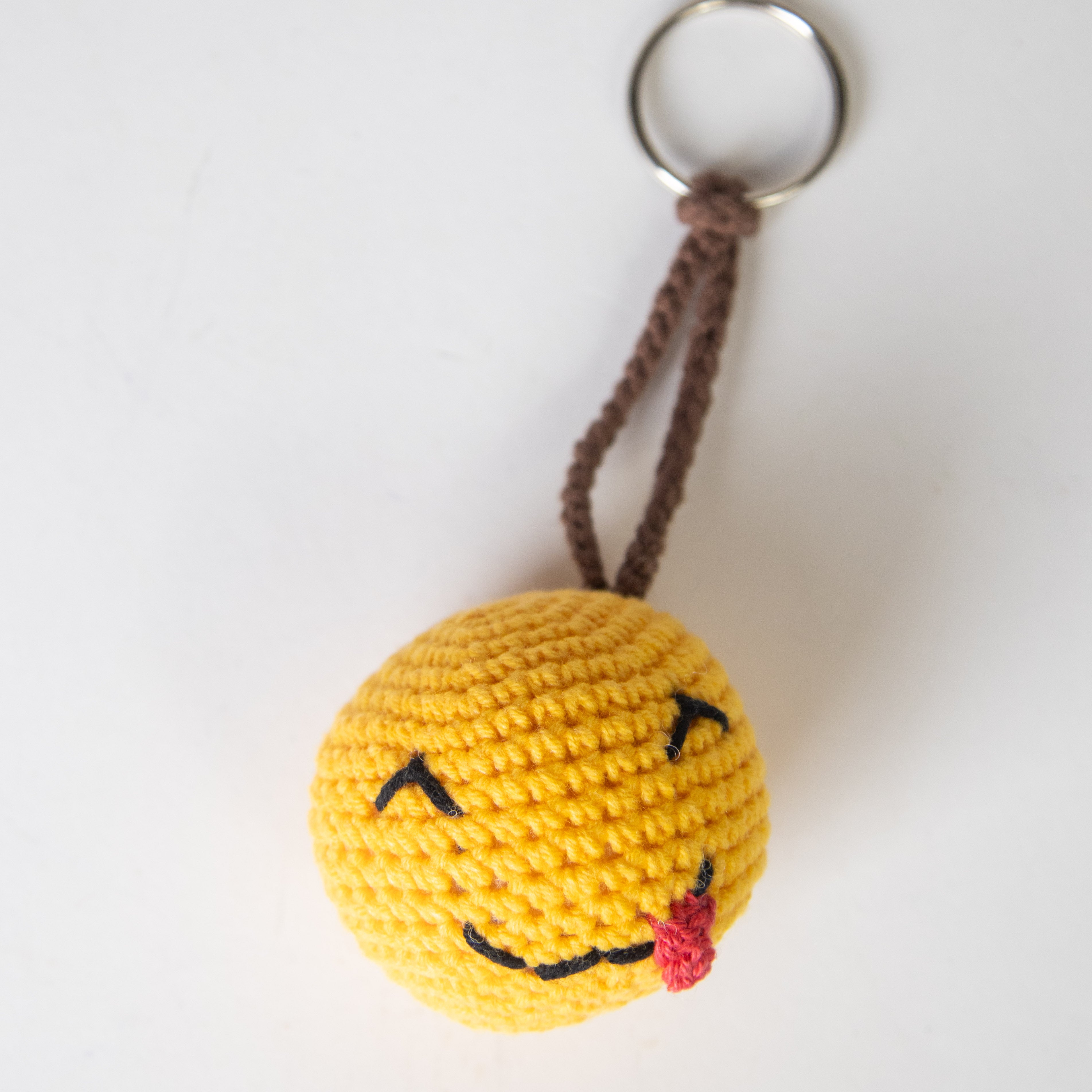 ميداليات كروشيه