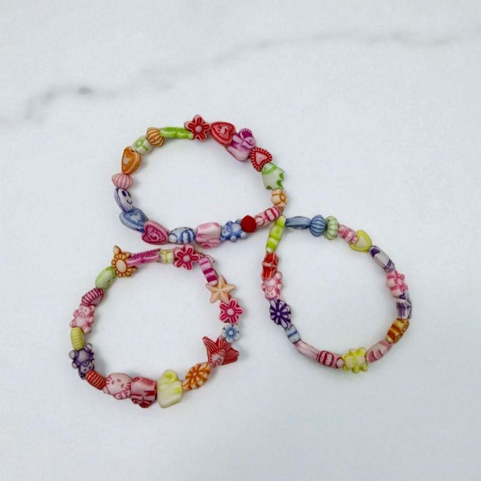 سِوار ملون للأطفال