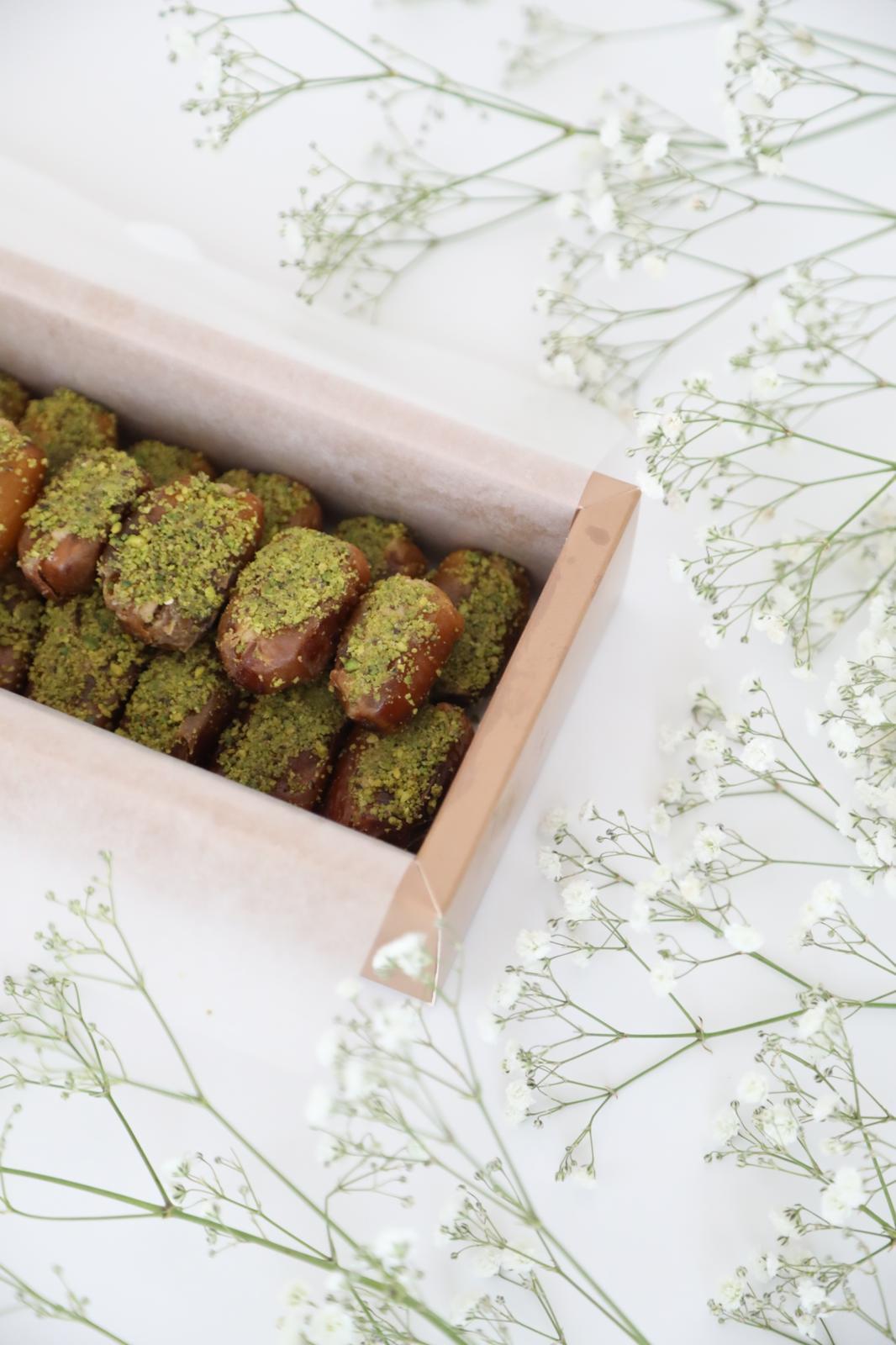 تمر صقعي محشي