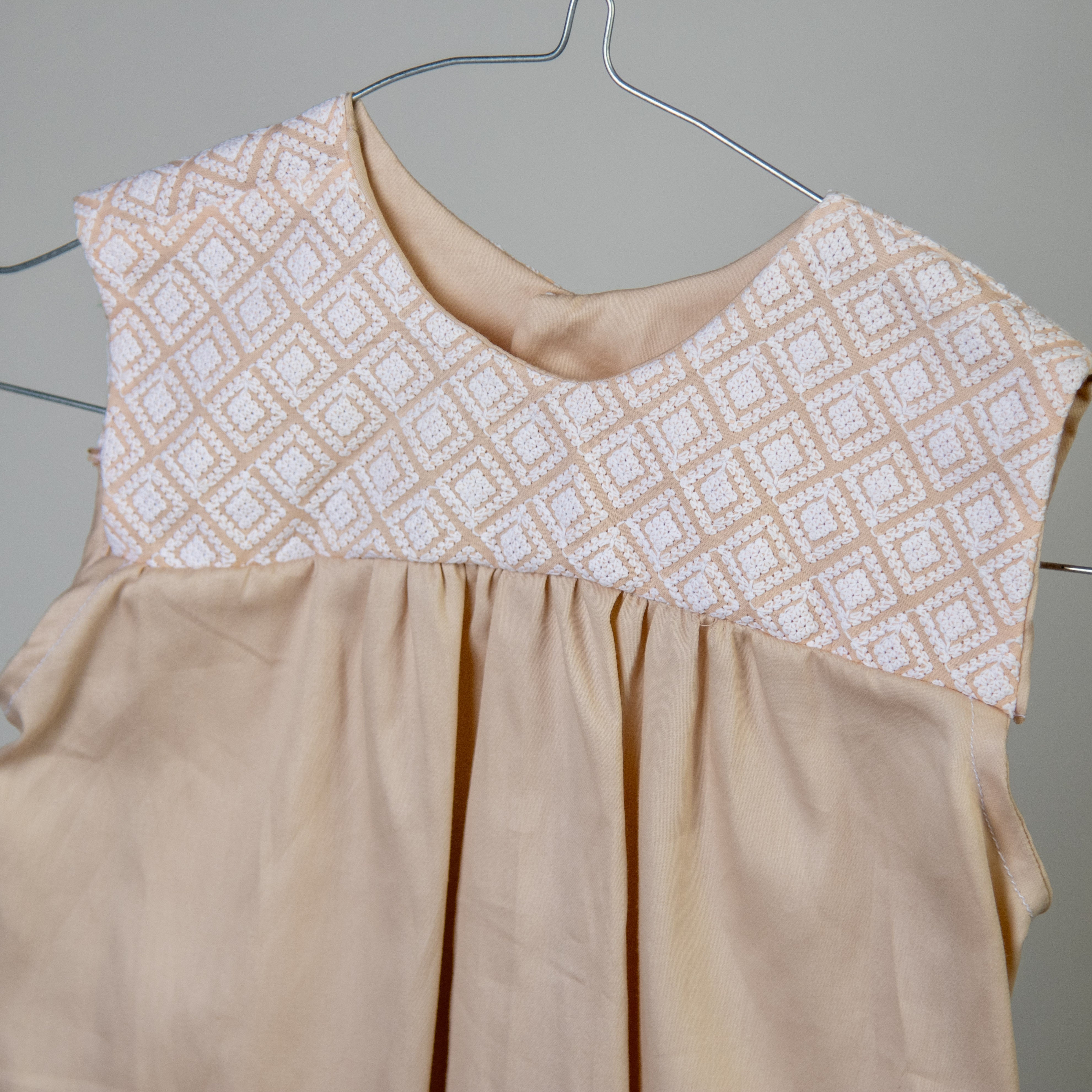 فستان أطفال