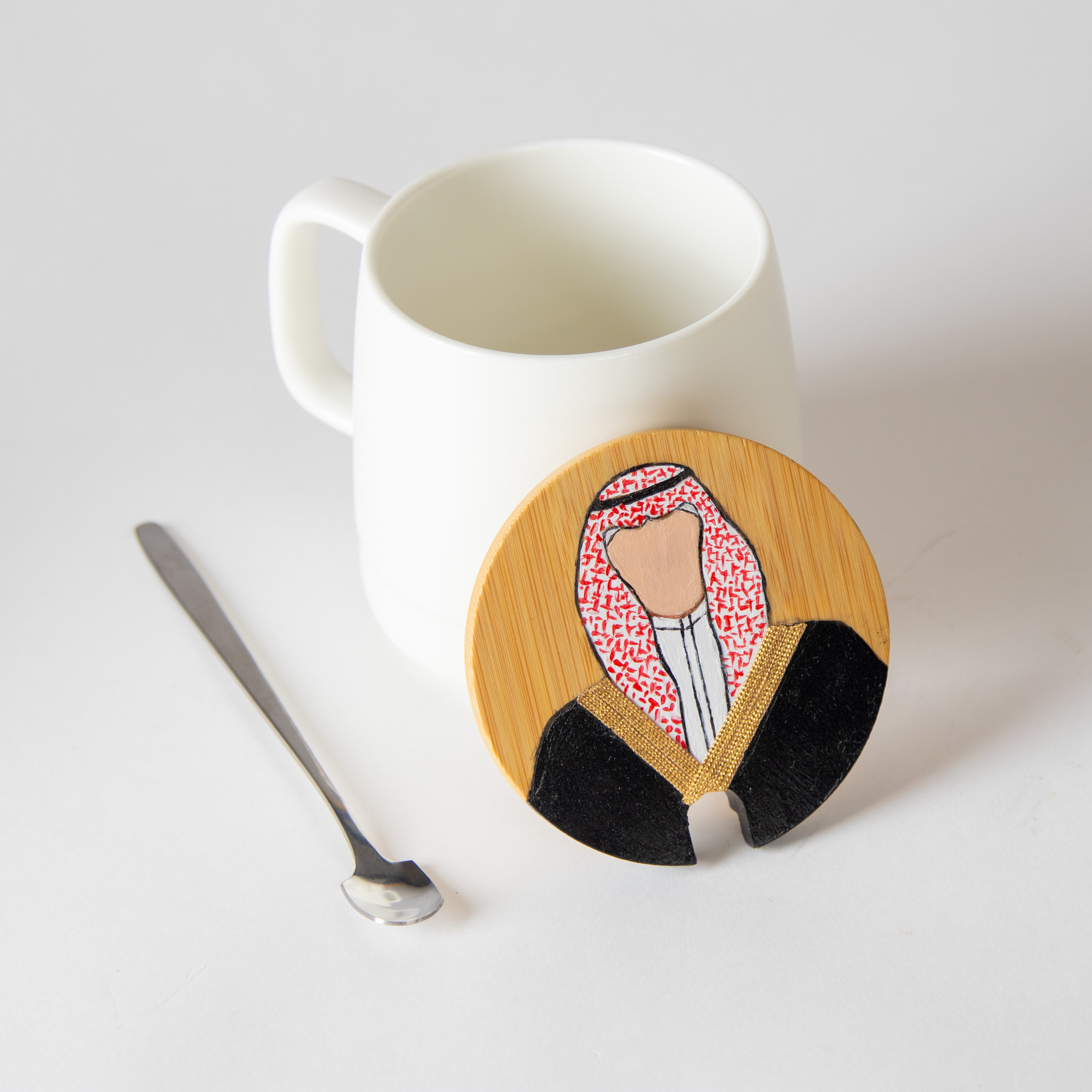 أكواب شاي بالرسم التراثي