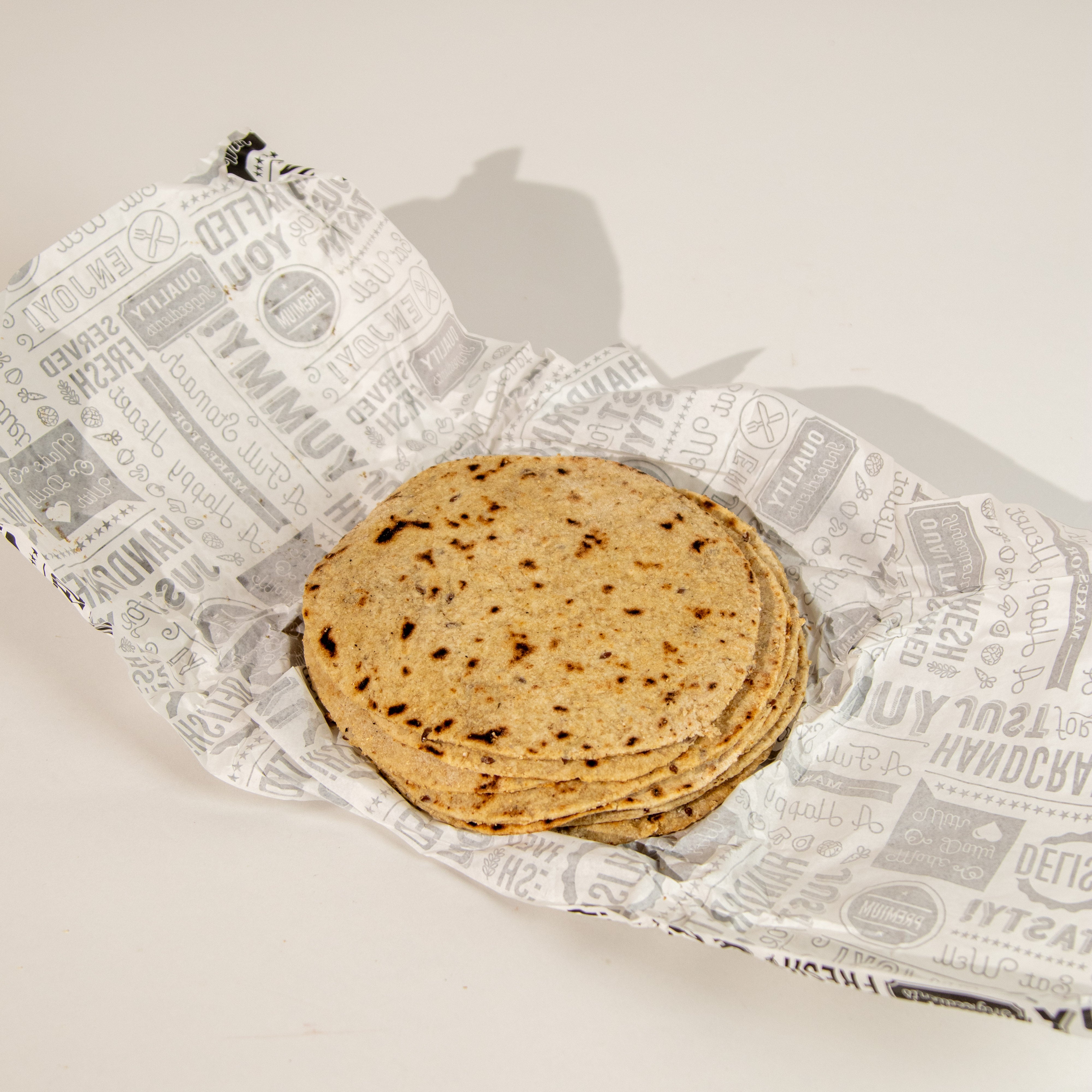 خبز شوفان وطحين أسمر بالنخاله