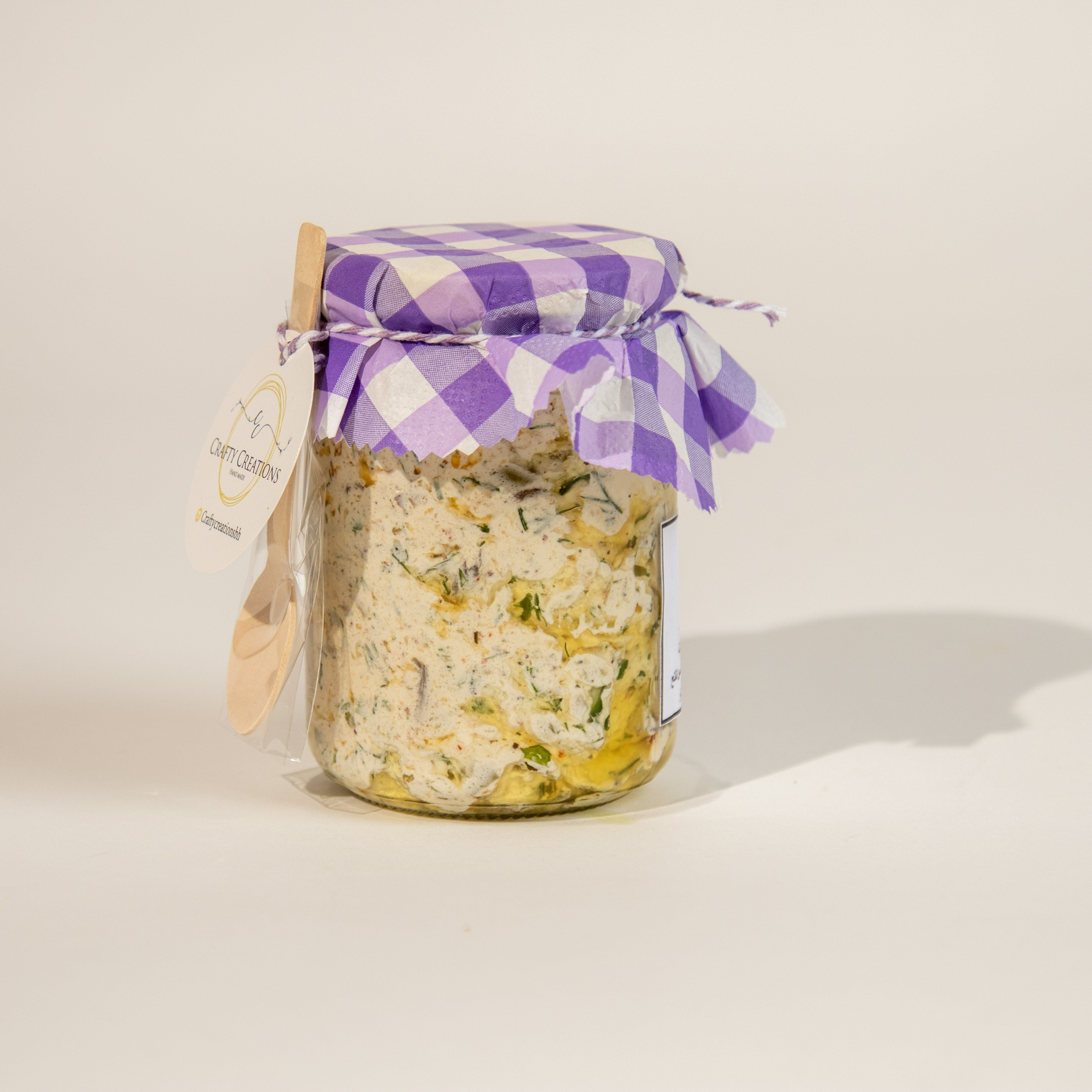 خلطة اللبنة بالمشروم و الزيتون