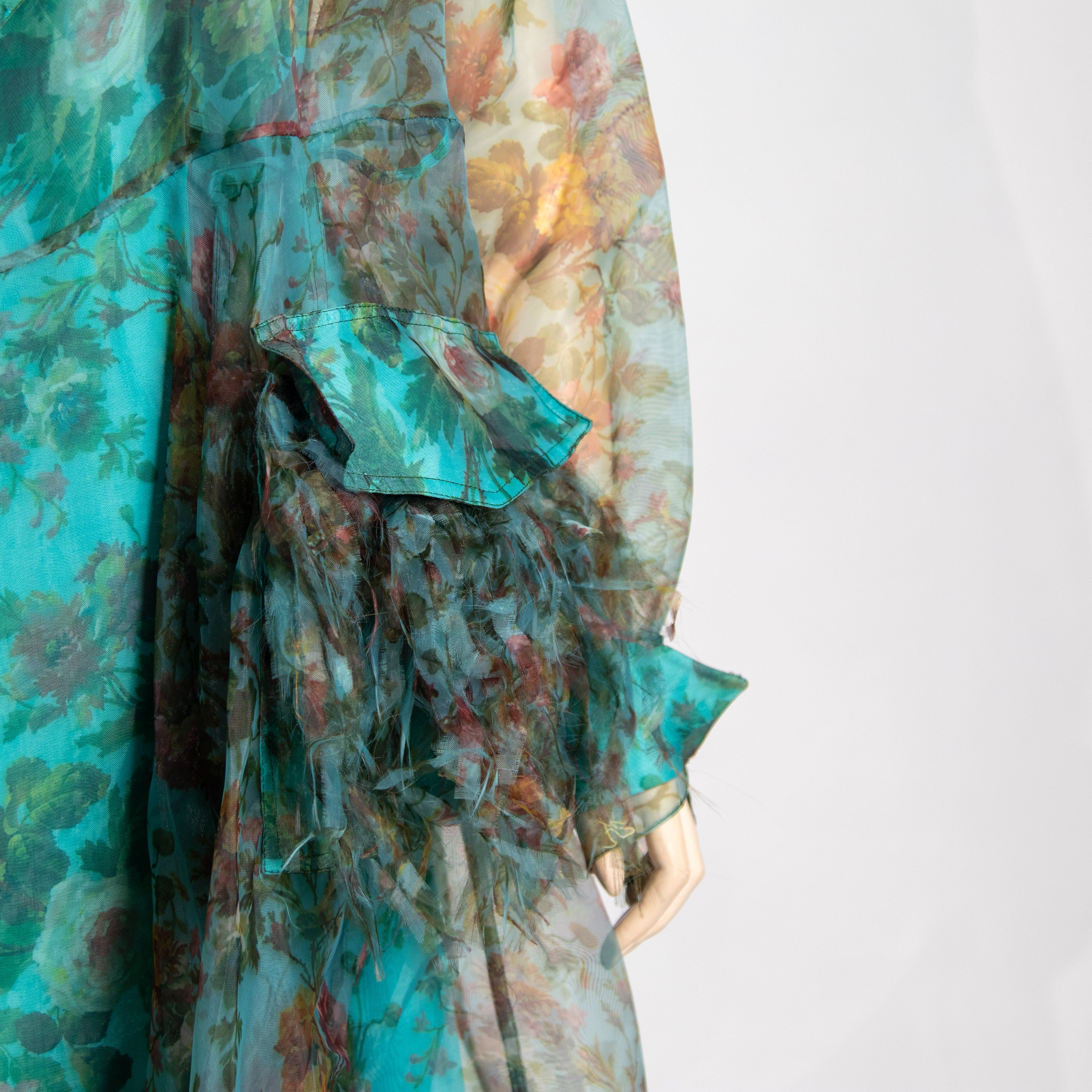 فستان مع حزام باللون التركوازي