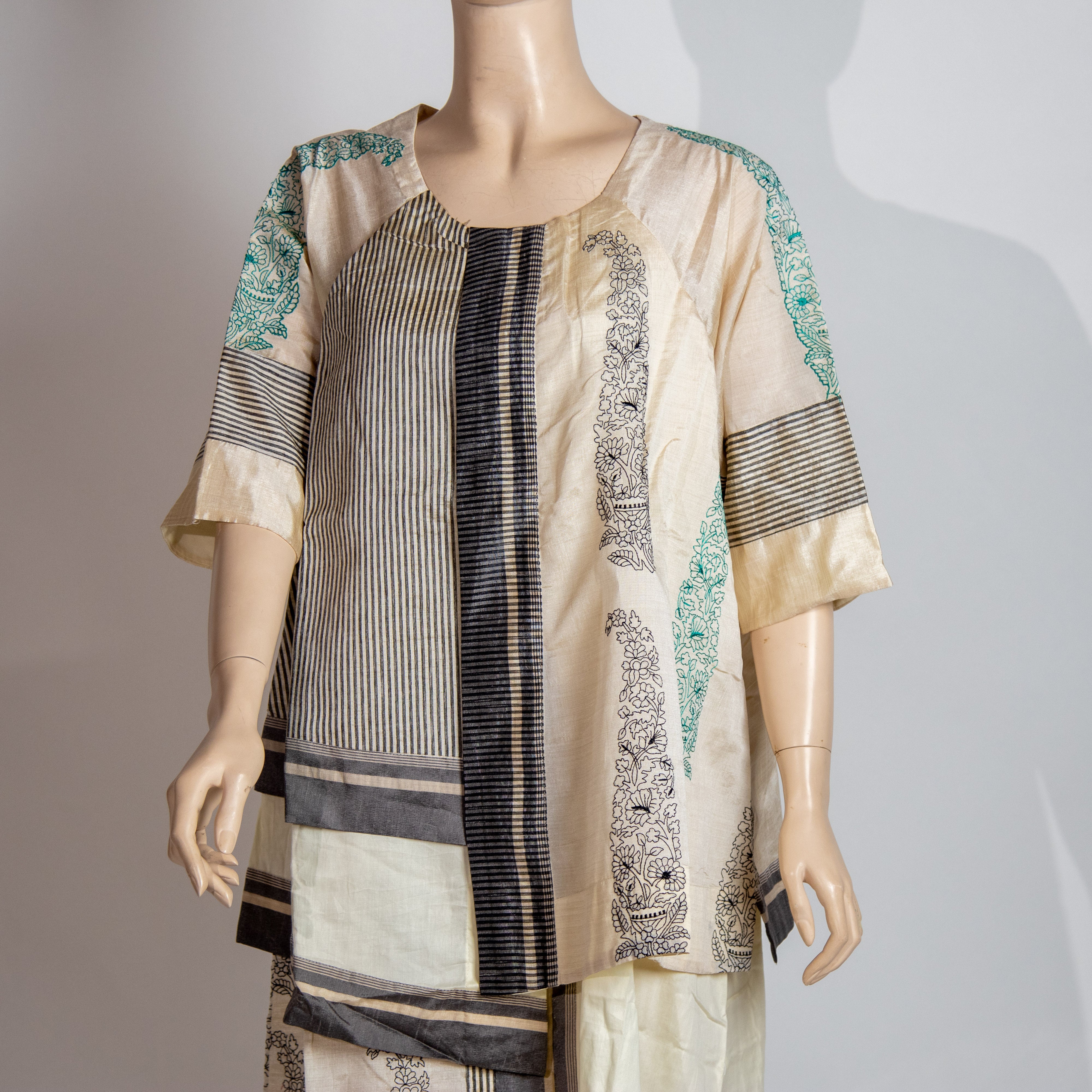 جلابية بنقشة