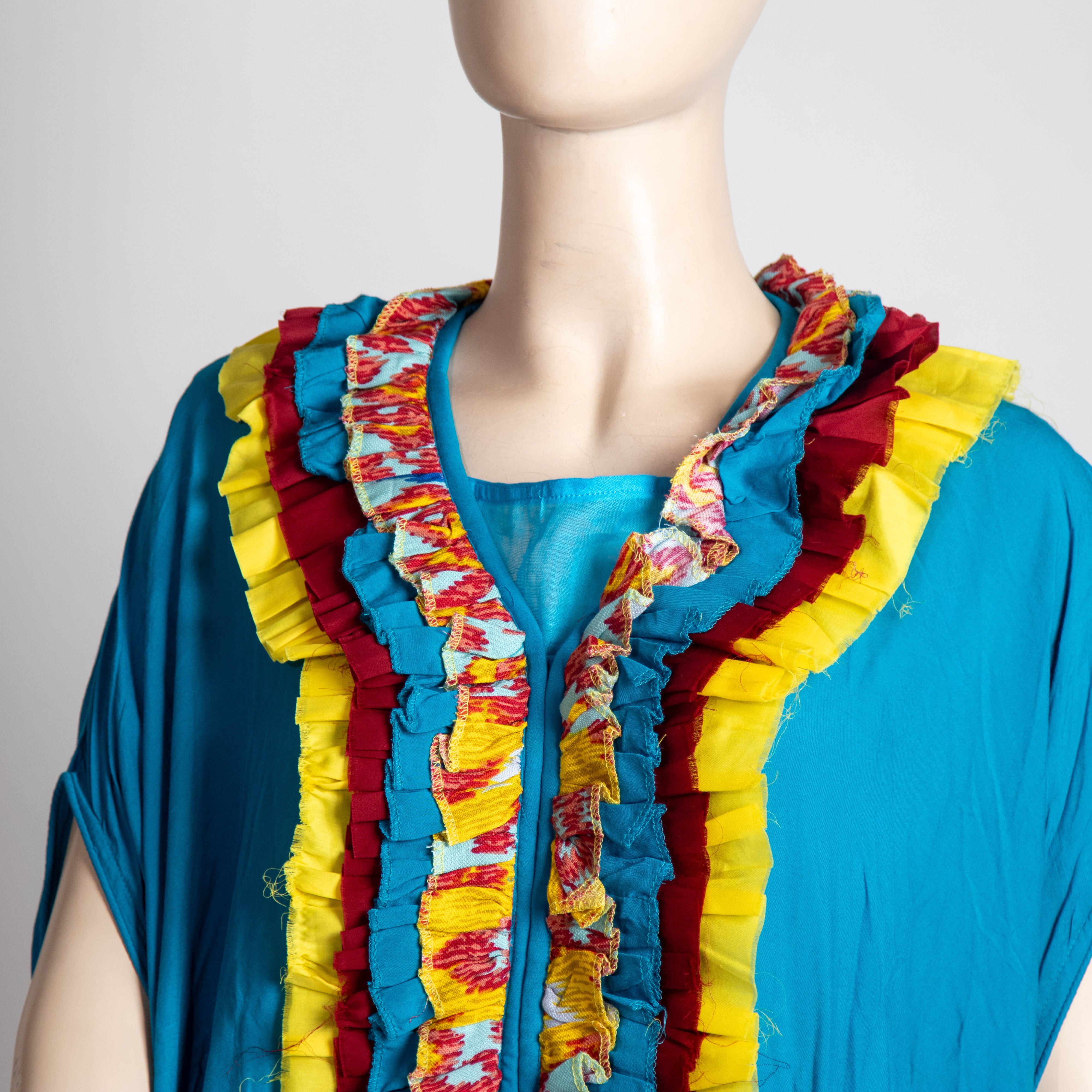 جلابية نص بشت