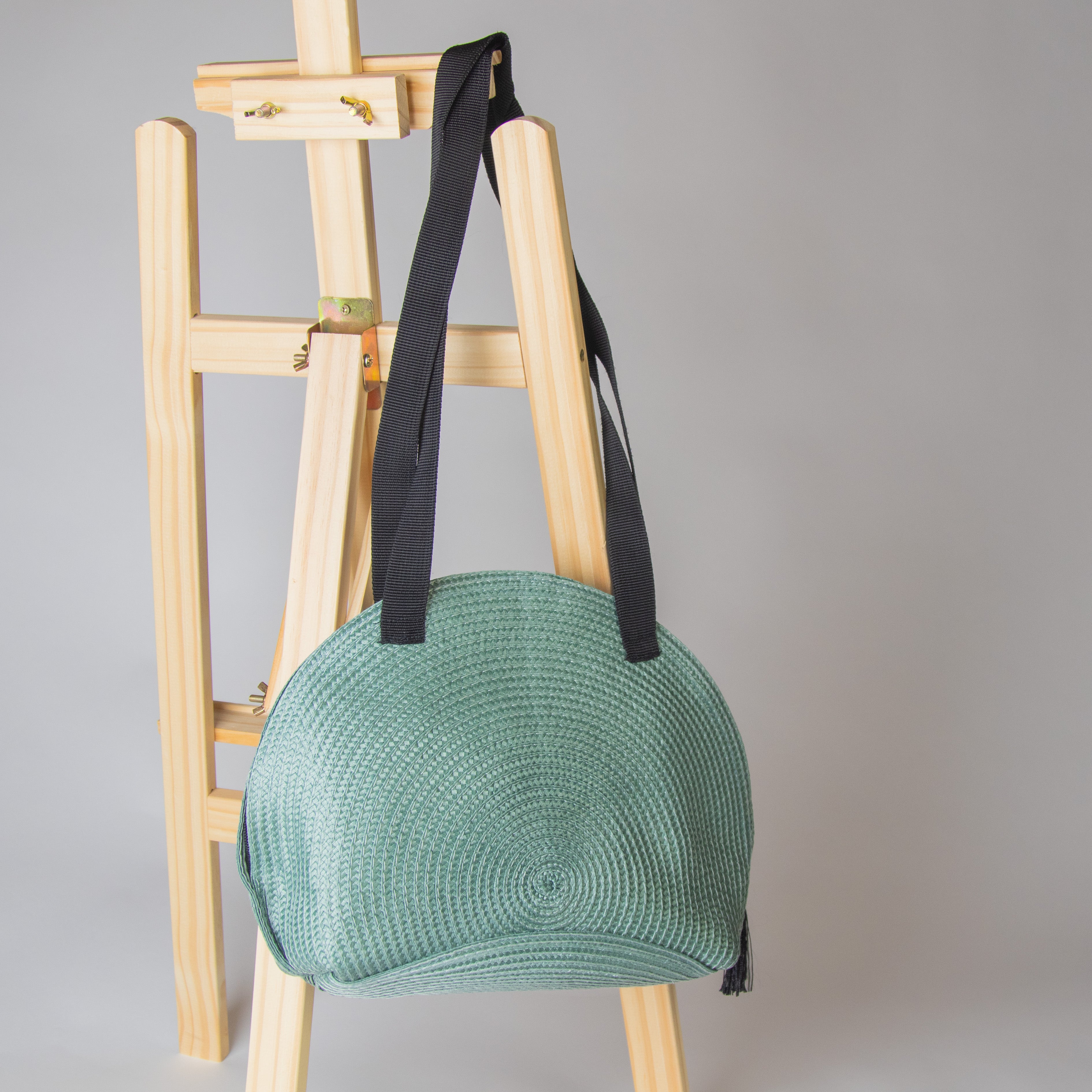 حقيبة يد كبيرة