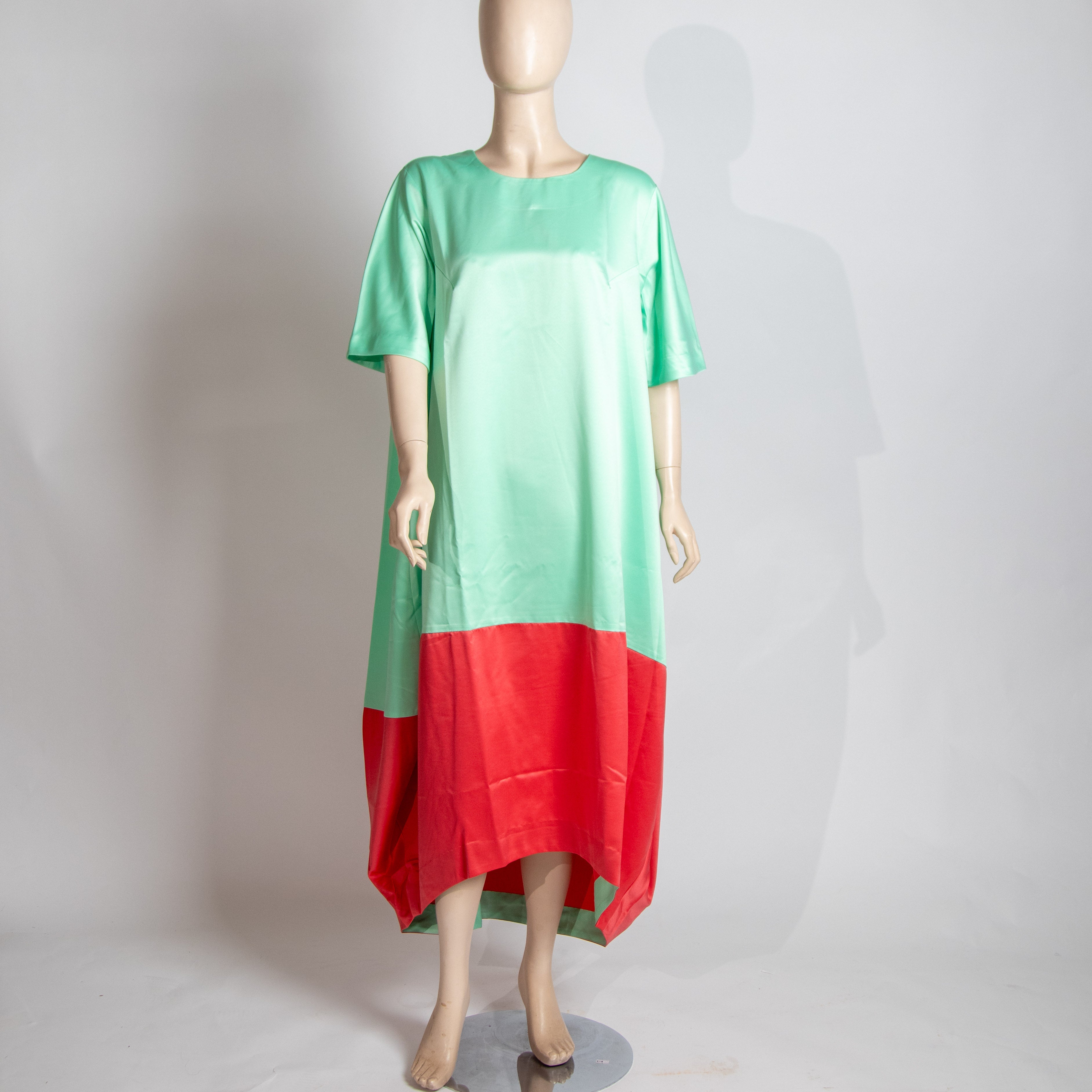 فستان حرير من لونين