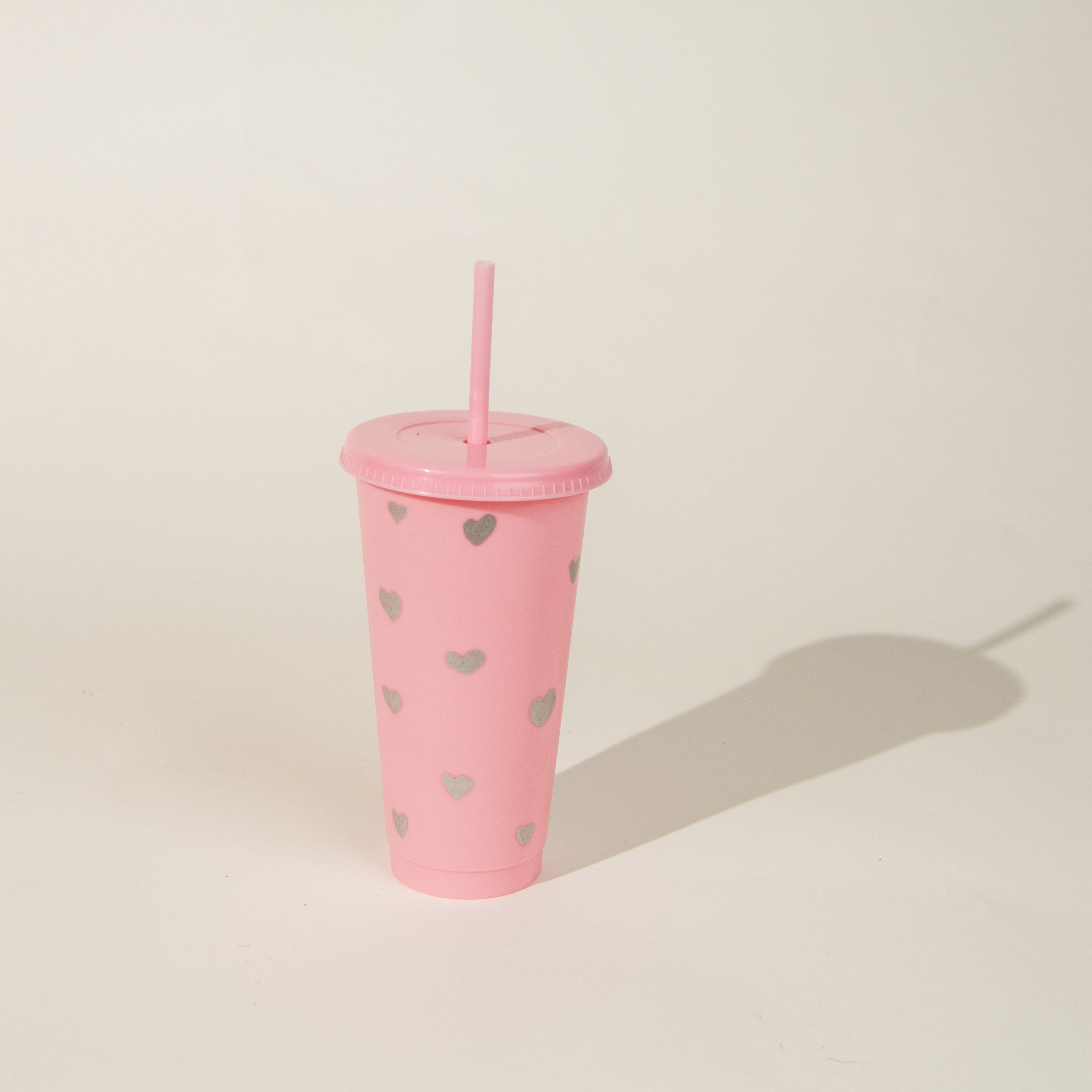 كوب بلاستيك للمشروبات الباردة