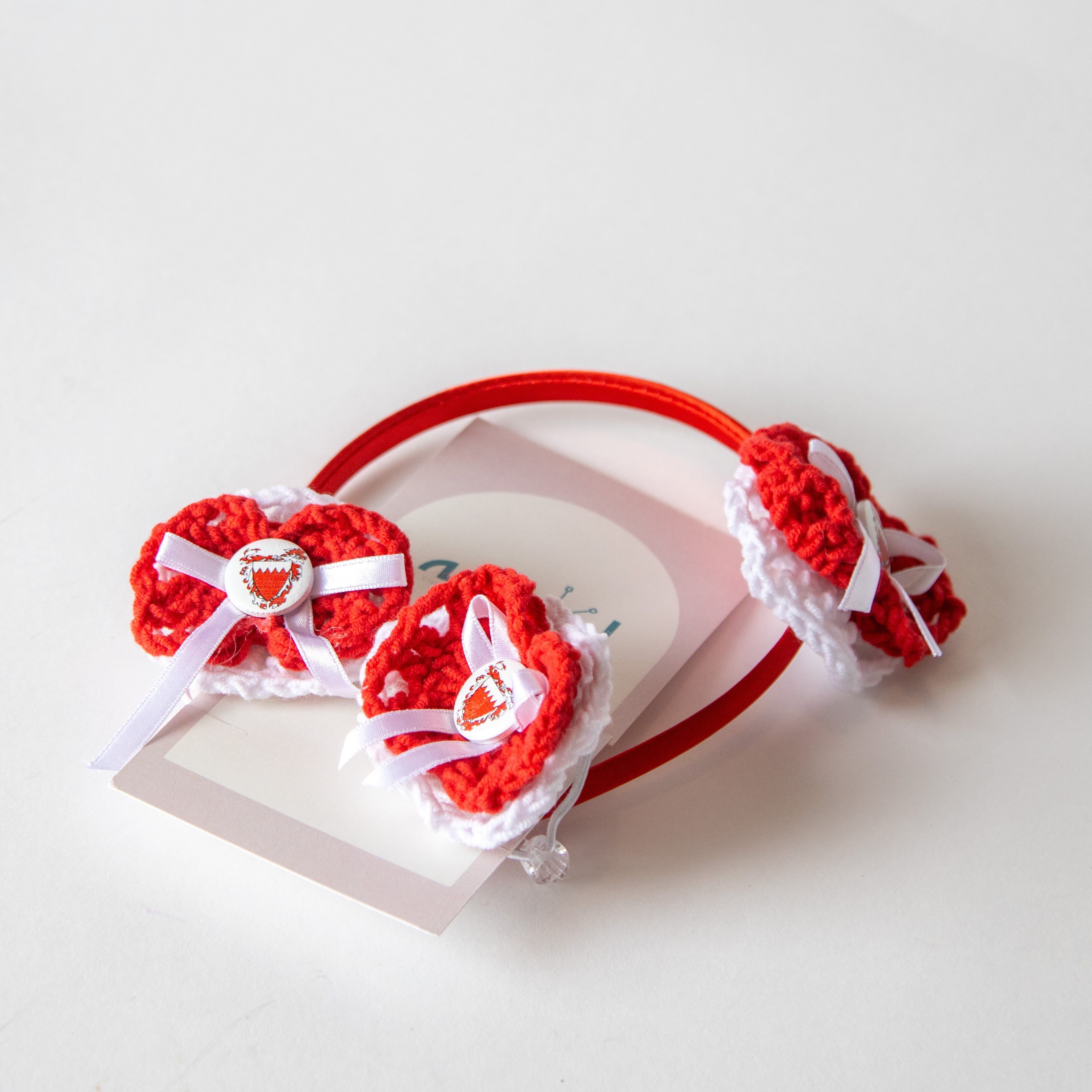 طقم ربطة الشعر والتاج