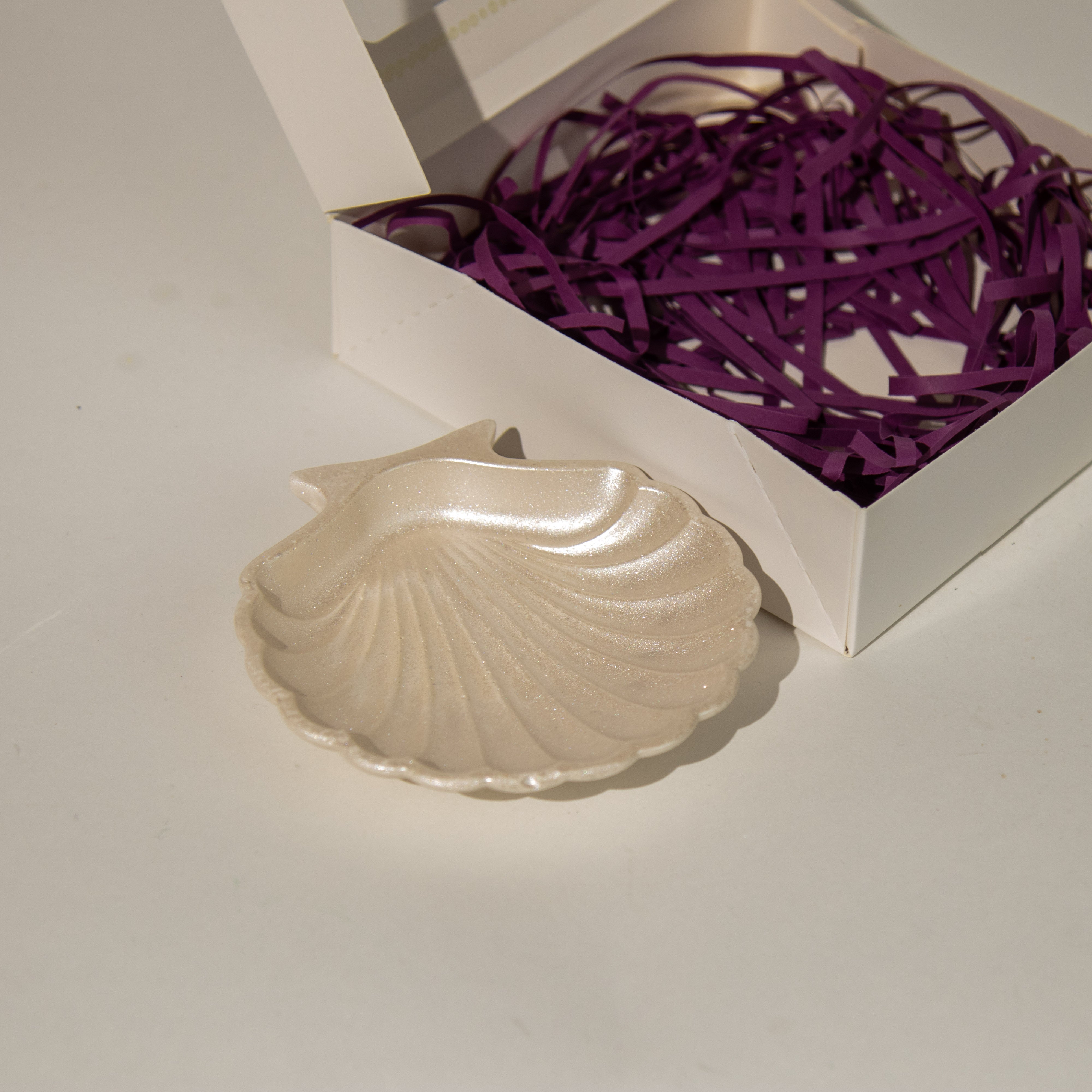 قطع أسمنتية للزينة