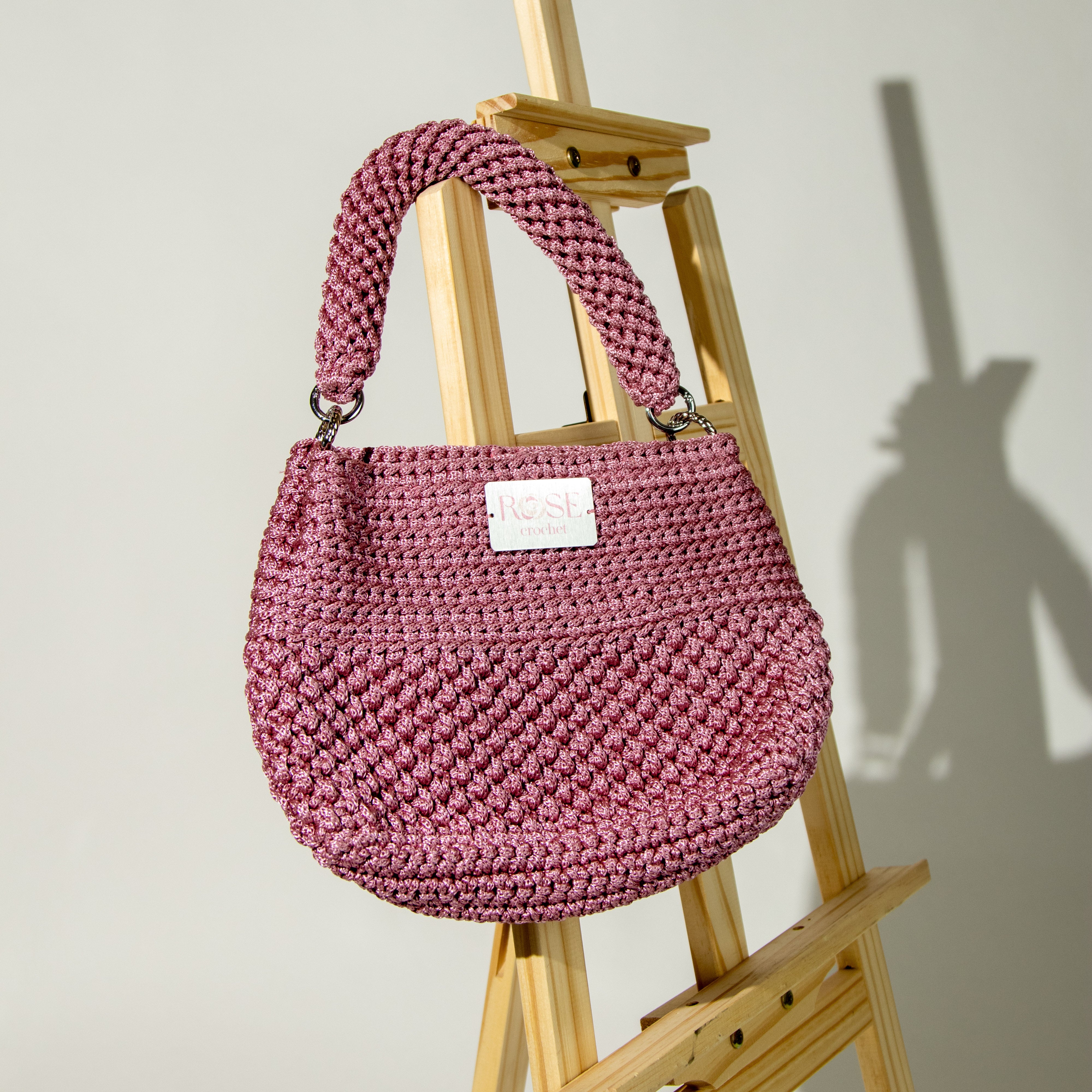 شنطة يد مكرمية