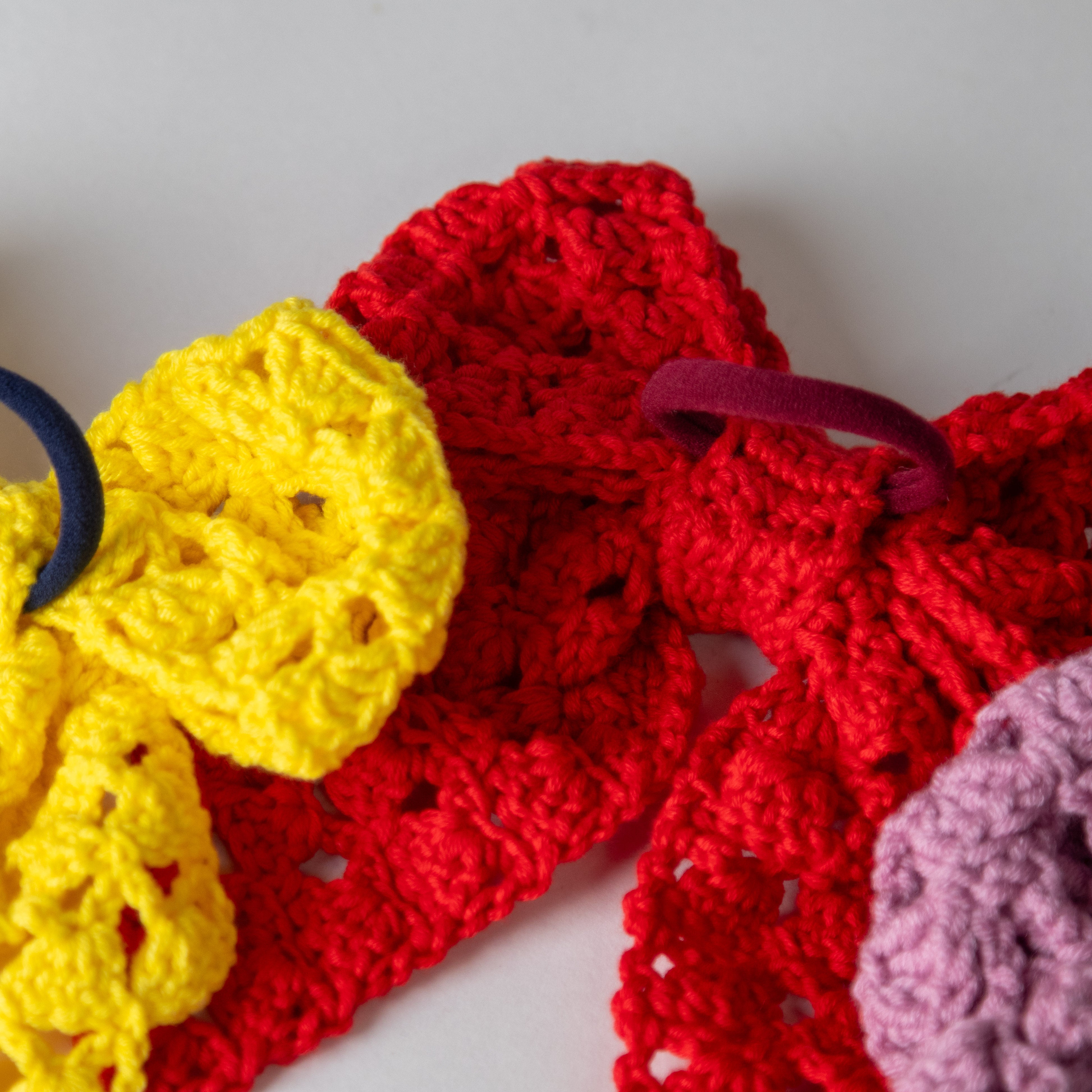 ربطة شعر فيونكة