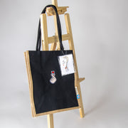 حقيبة سوداء مع تطريز