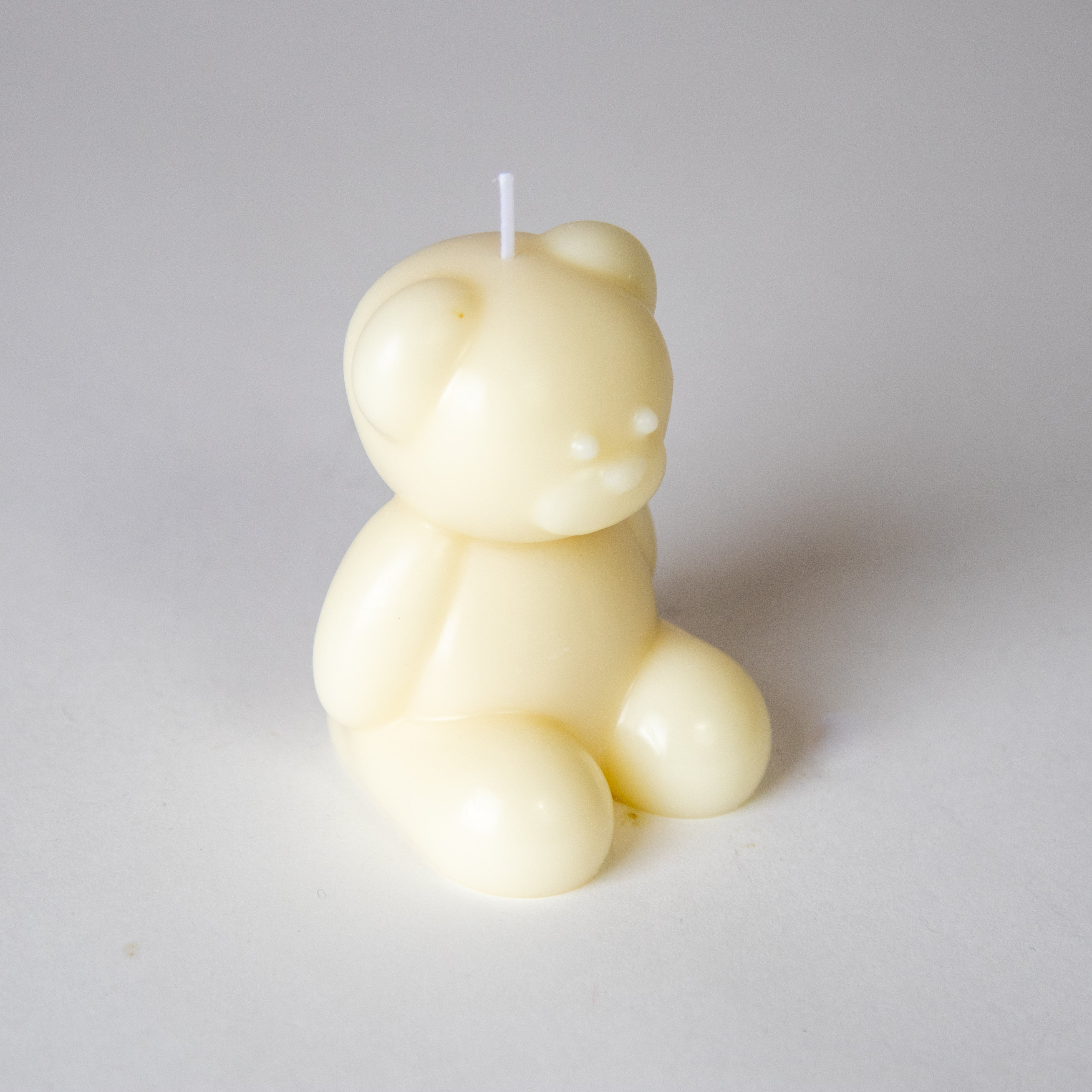 Decorative teddy candle