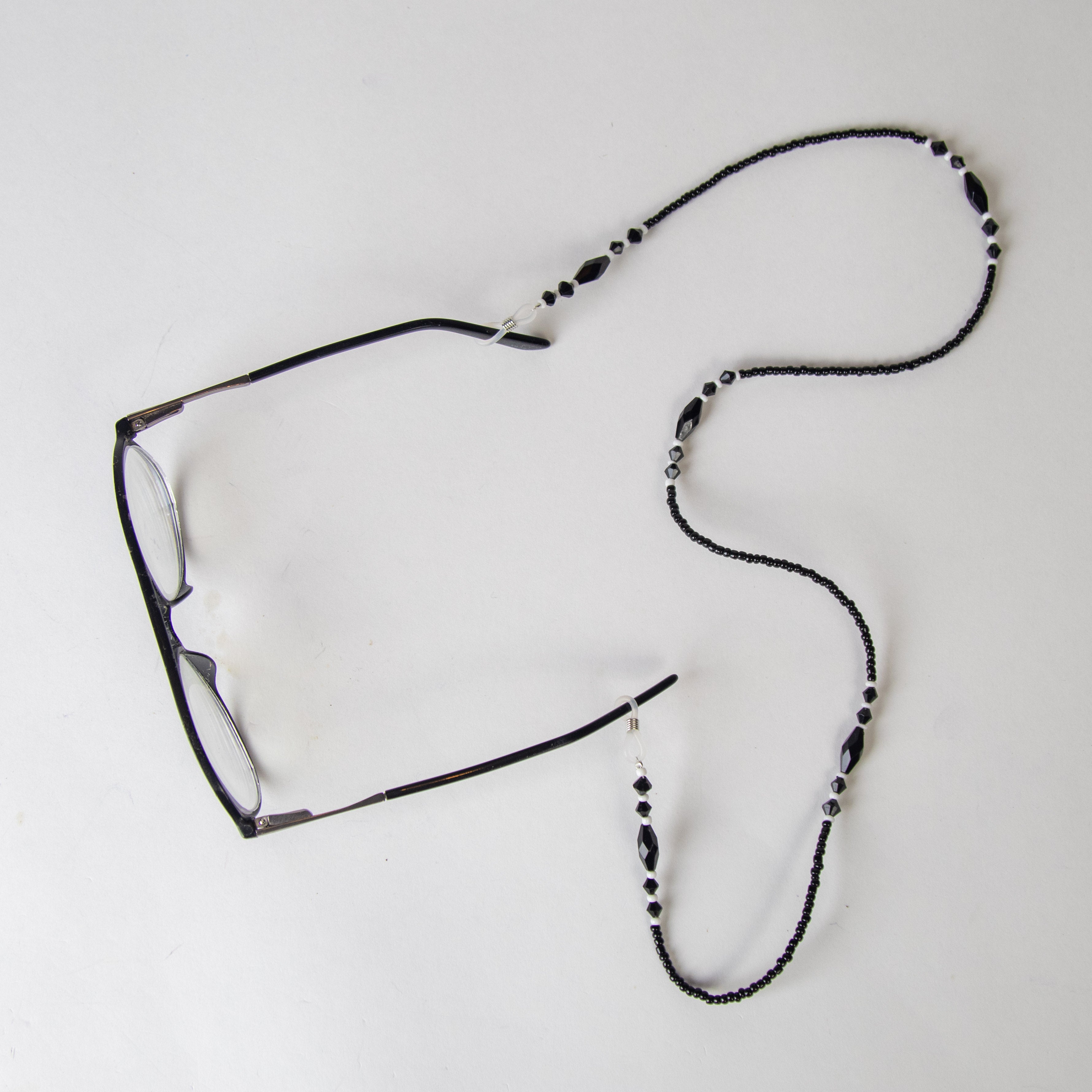 تعليقة نظارة