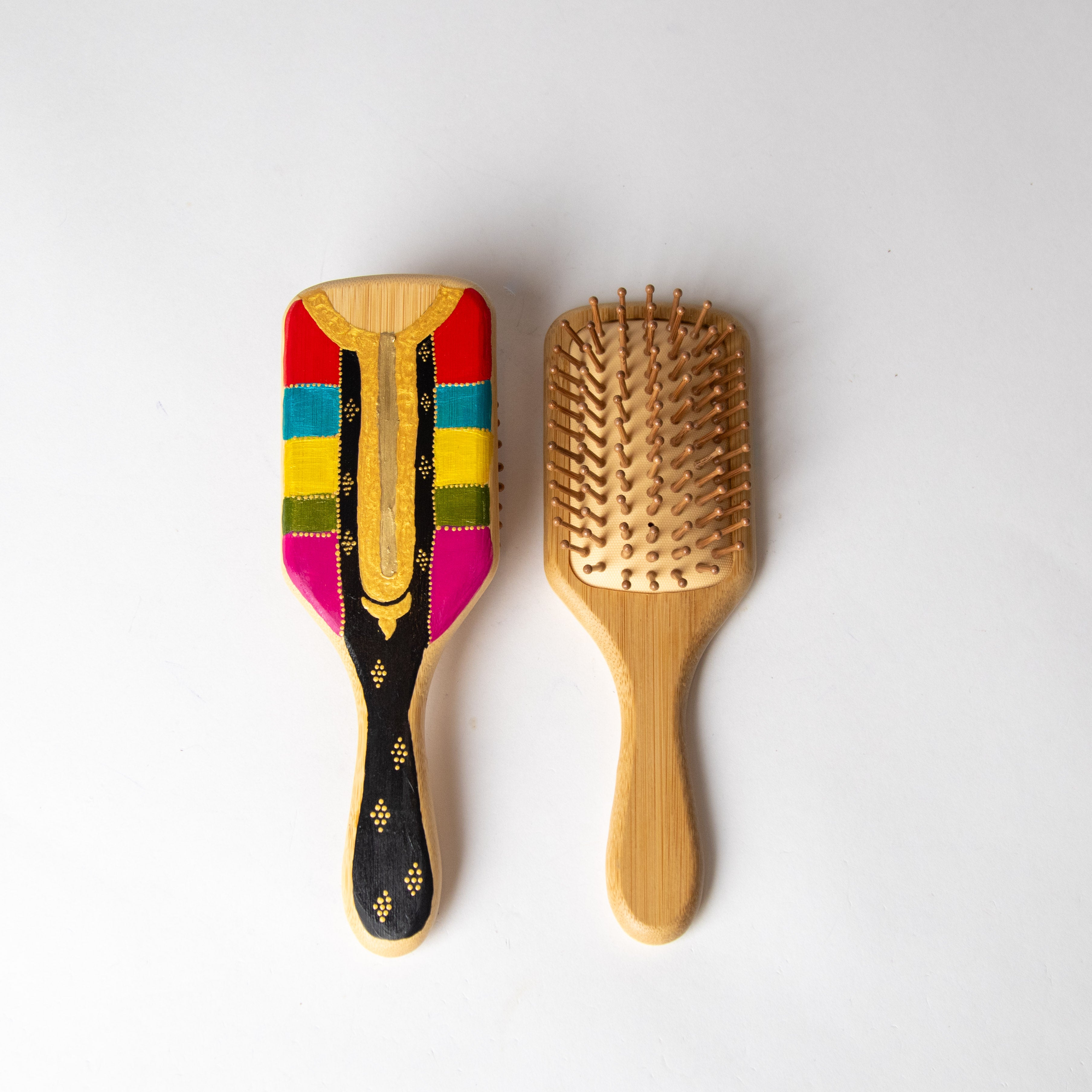 مشط برسم ثوب المفحح