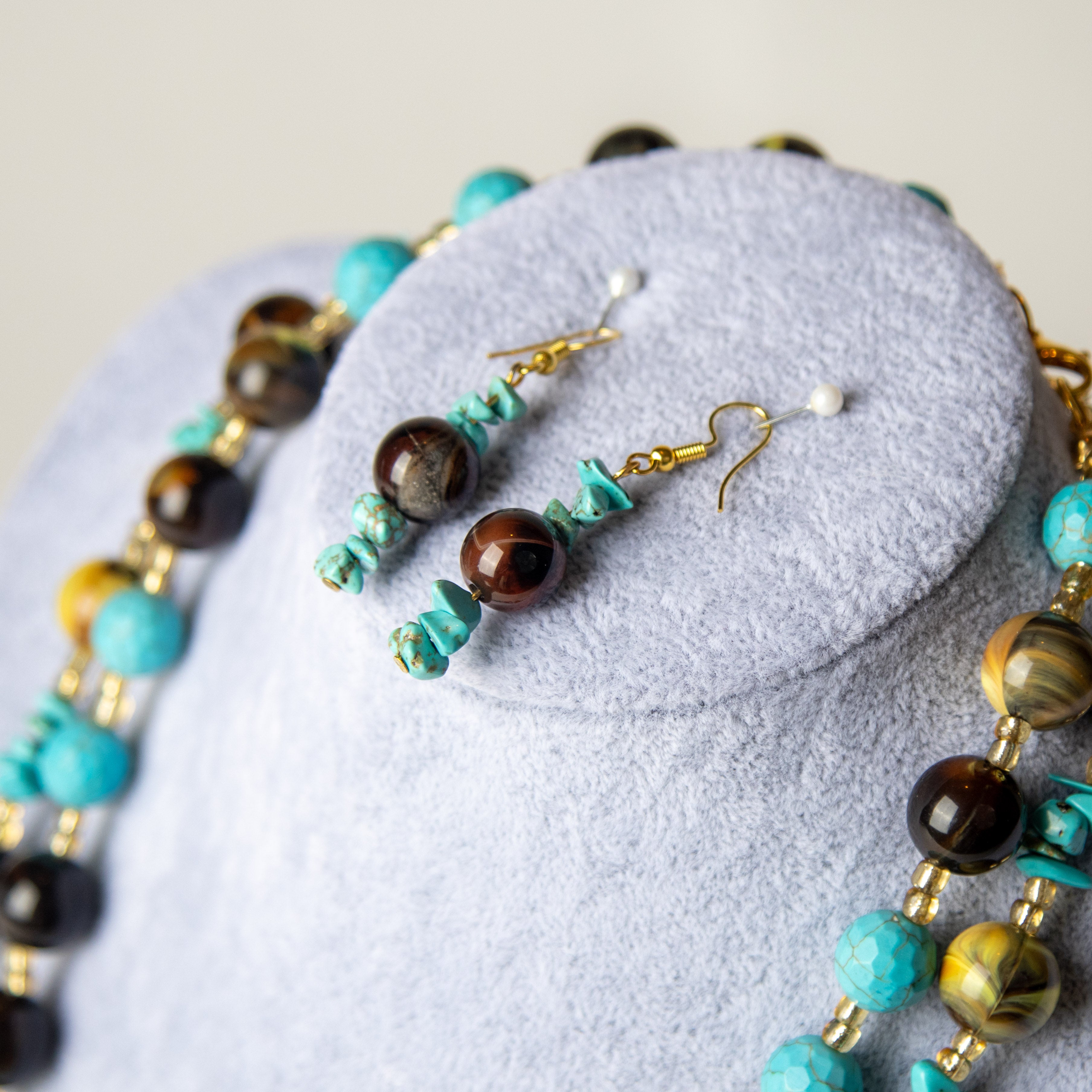 طقم الحجر التركوازي