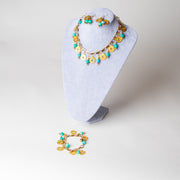 طقم الليرات الذهبية والحجر