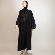 عباية راقية مطرزة بورود