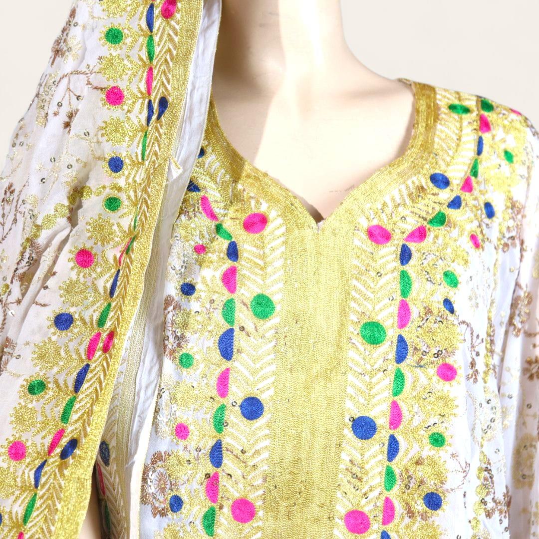 ثوب كورار زري مطرز أبيض و ذهبي
