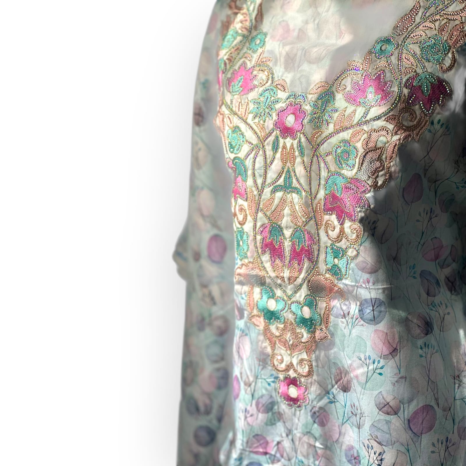 مخور قطن مع فصوص