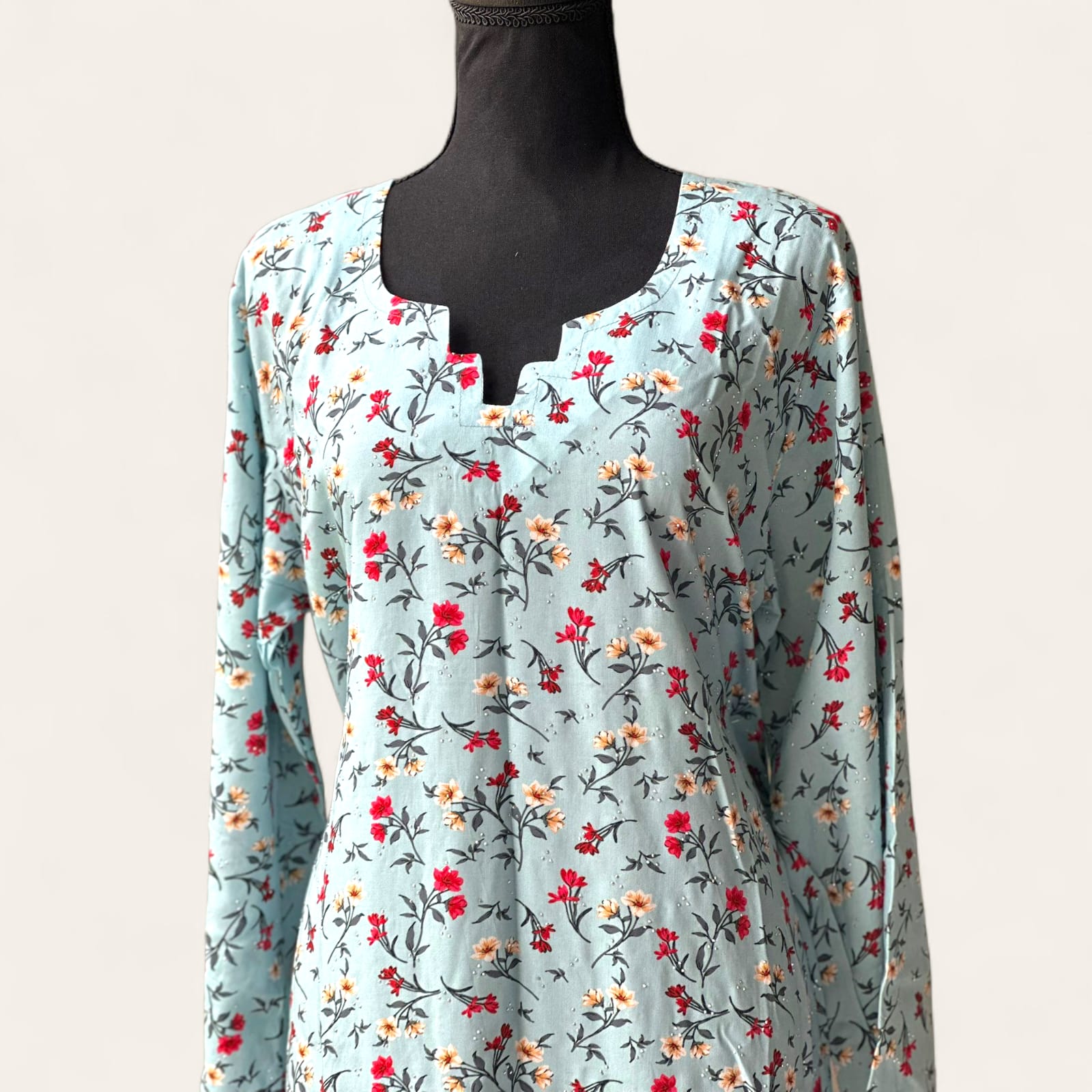 جلابية زرقاء قطن